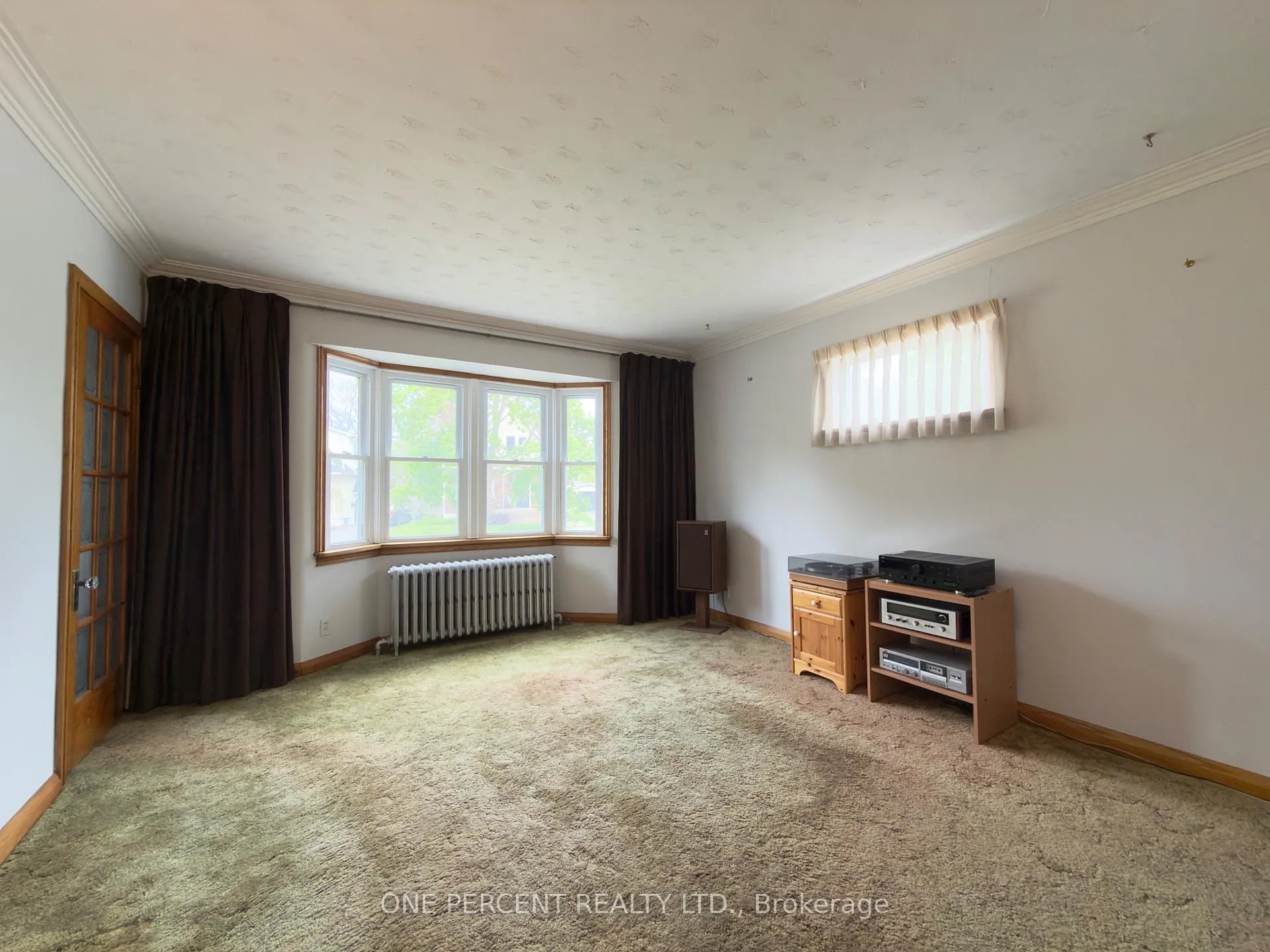 Photo 16 of 6 Kingsway Crescent, St. Catharines, Fairview — HOMEH