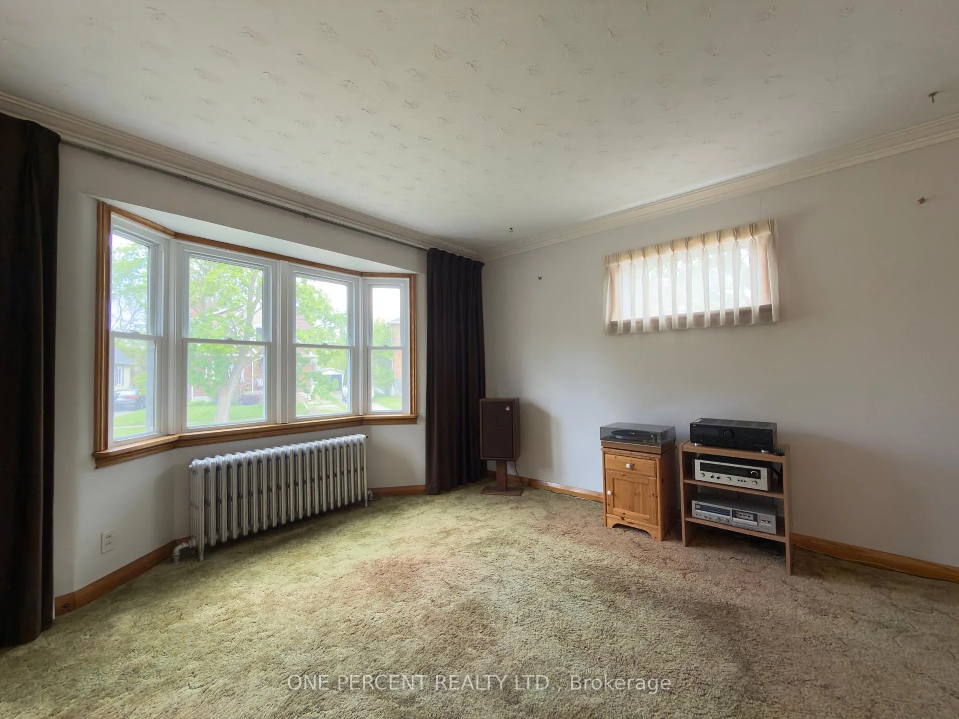 Photo 17 of 6 Kingsway Crescent, St. Catharines, Fairview — HOMEH