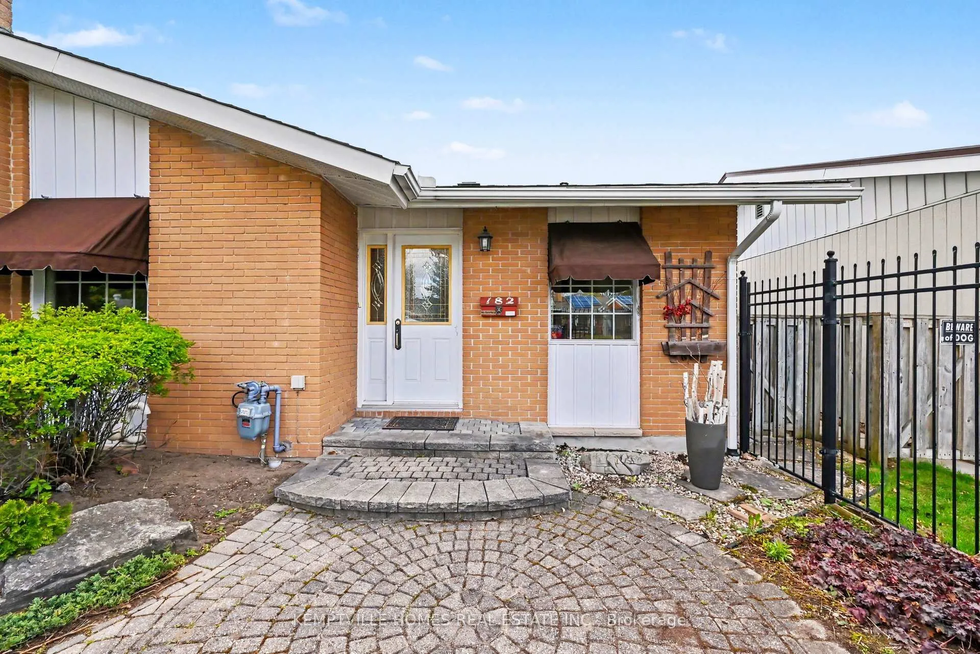 Photo 4 of 182 Abbotsford Road, Ottawa, Kanata - Glencairn/Hazeldean — HOMEH