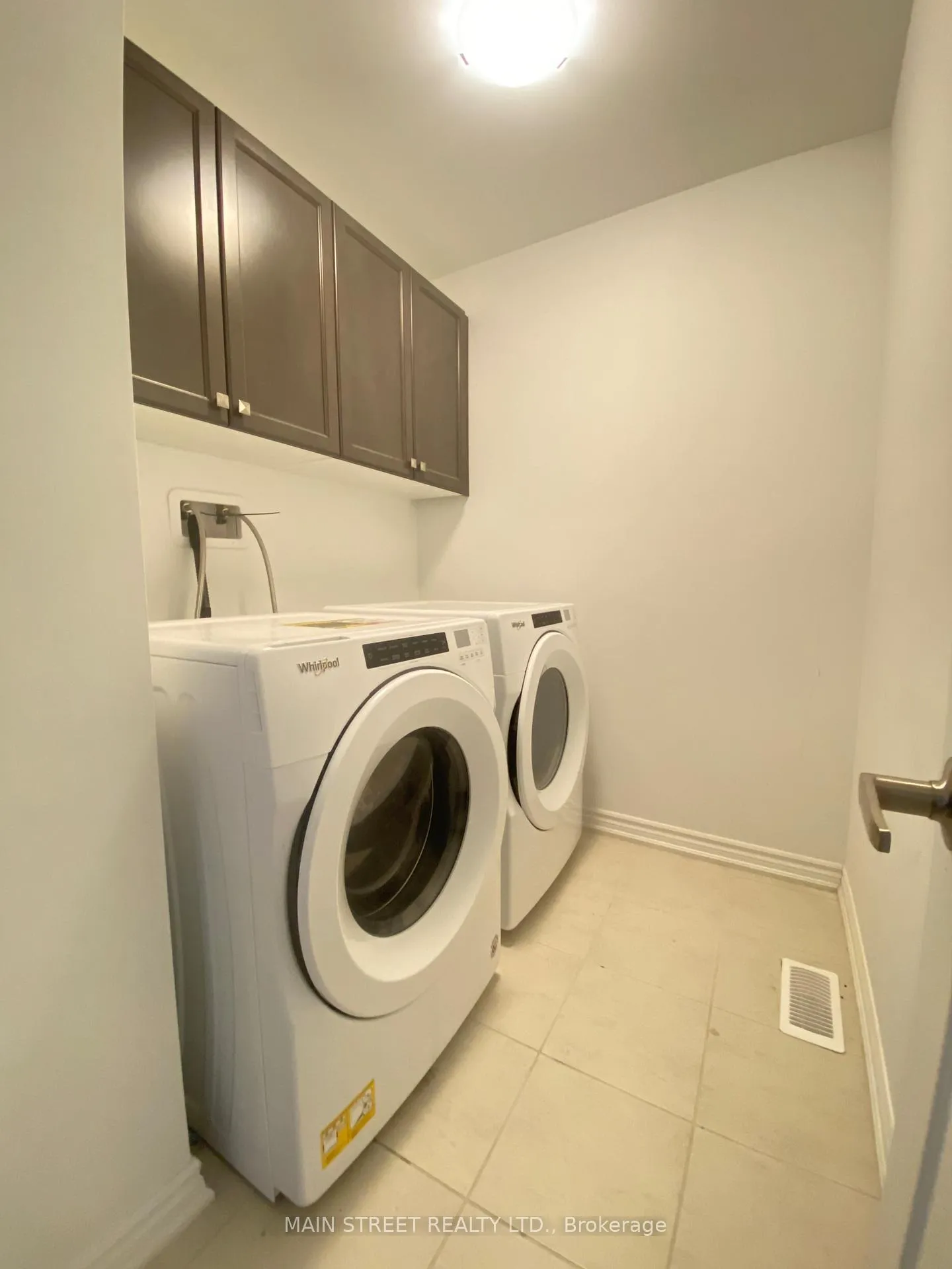 Photo 18 of 867 Whitlock Avenue, Milton, Cobban — HOMEH