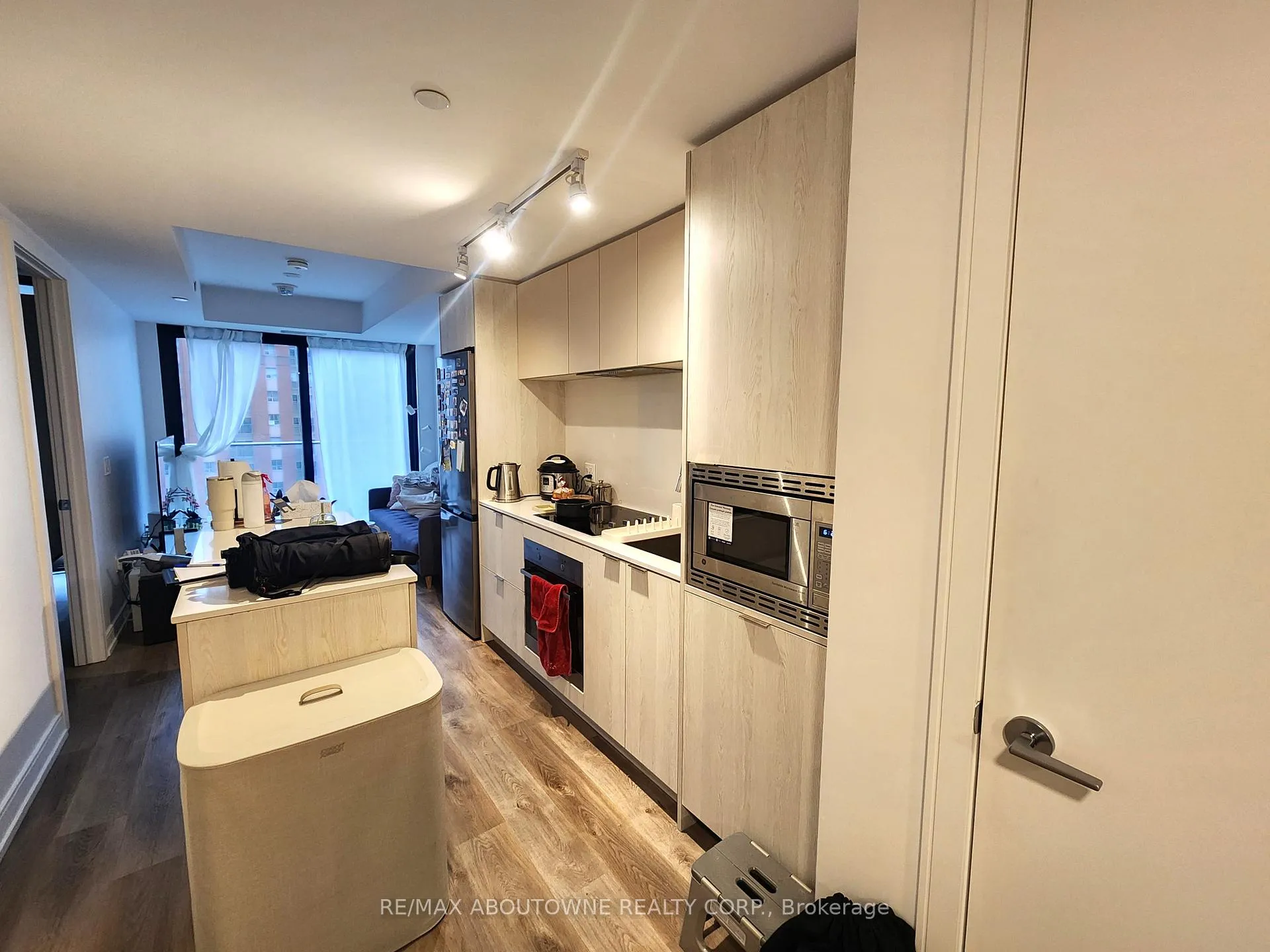 Photo 6 of Unit 902, 1 Jarvis Street, Hamilton, Beasley — HOMEH
