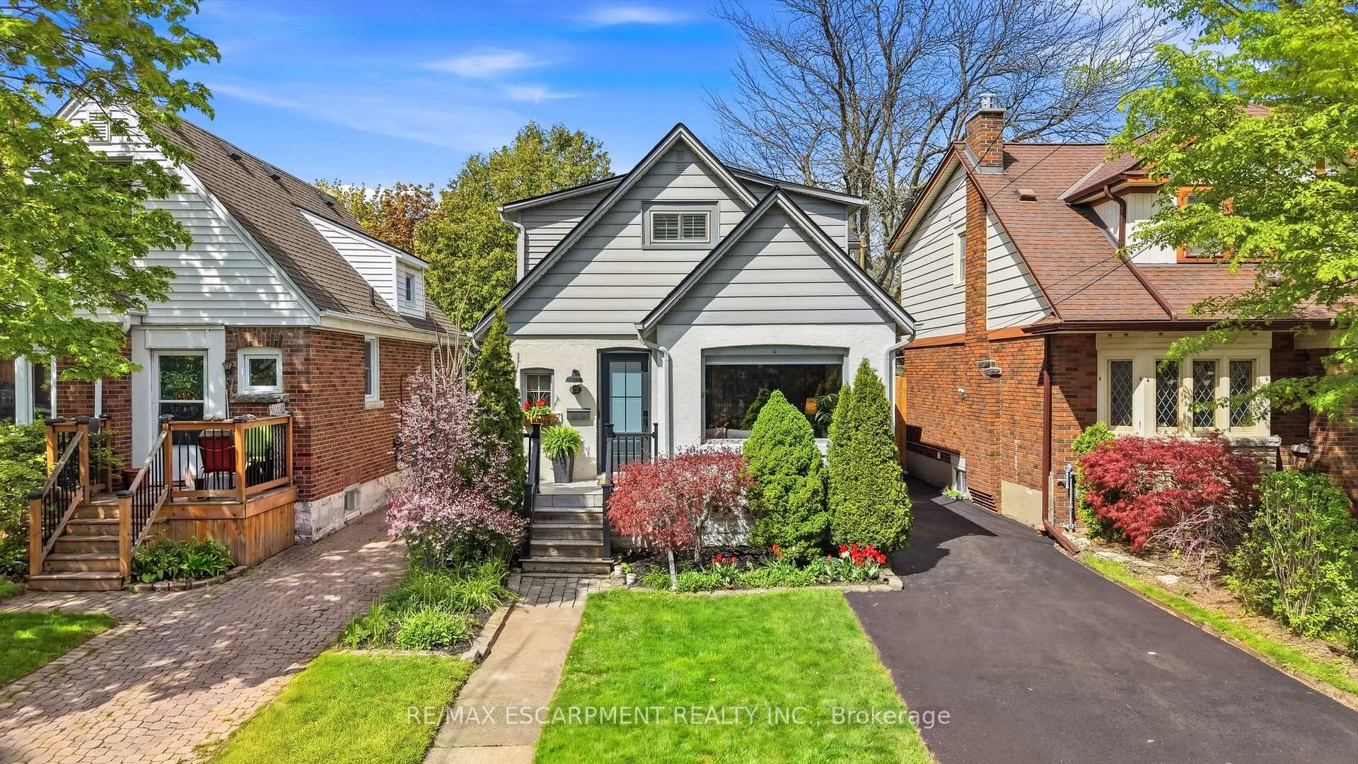 Photo 1 of 28 Roanoke Road, Hamilton, Westdale — HOMEH