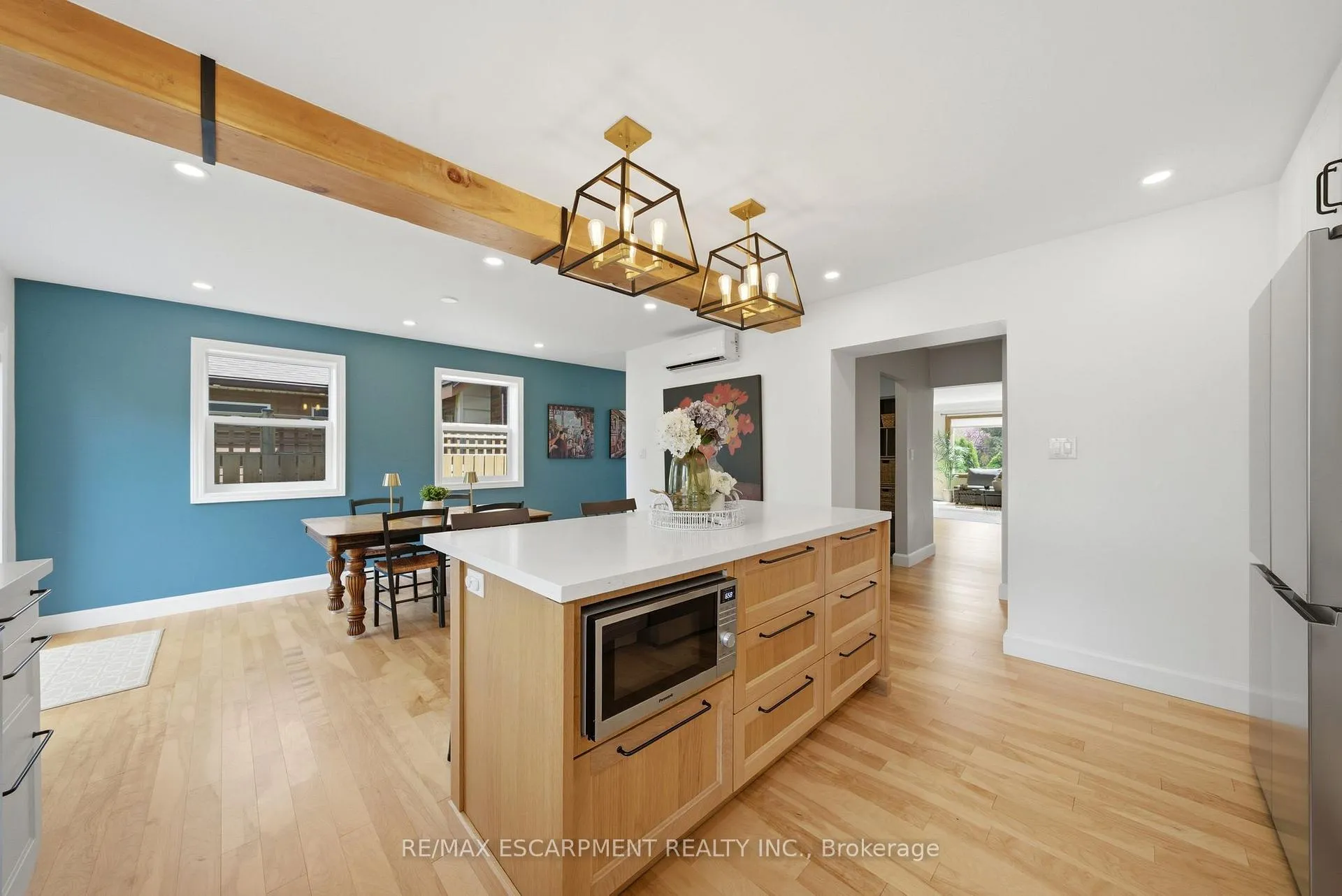 Photo 23 of 28 Roanoke Road, Hamilton, Westdale — HOMEH