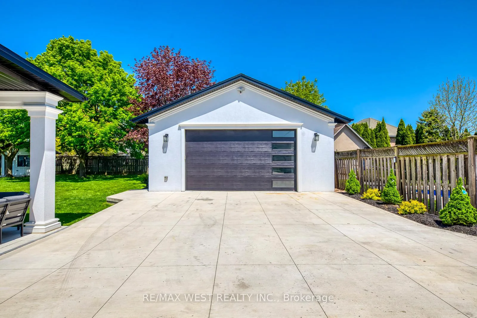 Photo 29 of 8077 Mount Carmel Boulevard, Niagara Falls, Mt. Carmel — HOMEH