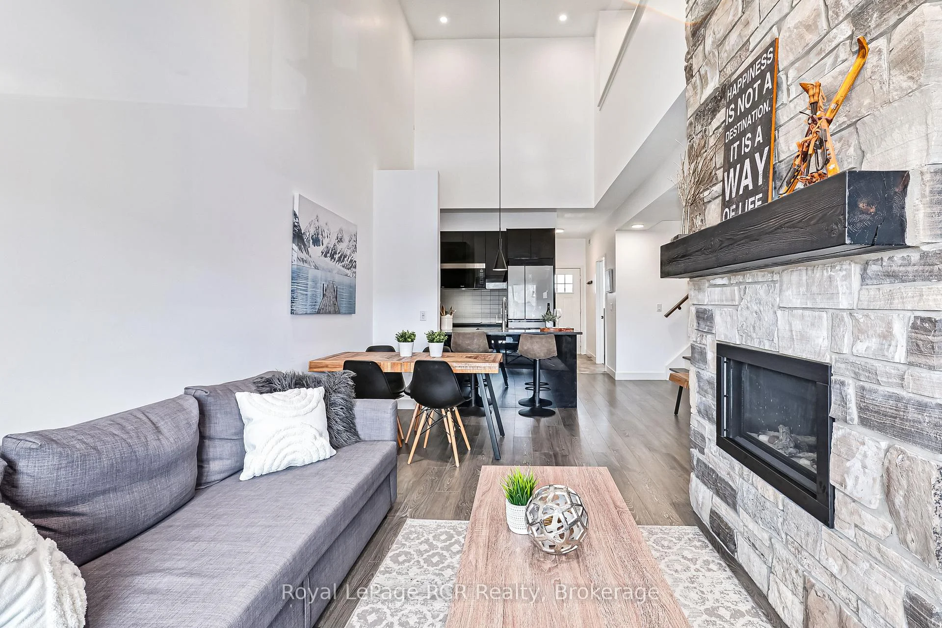 Photo 17 of Unit 305, 12 Beckwith Lane, Blue Mountains — HOMEH