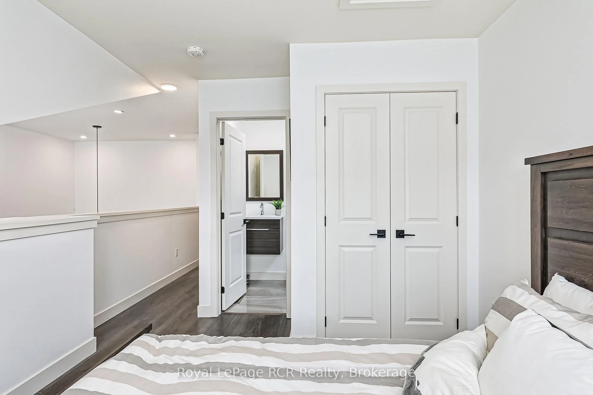 Photo 44 of Unit 305, 12 Beckwith Lane, Blue Mountains — HOMEH