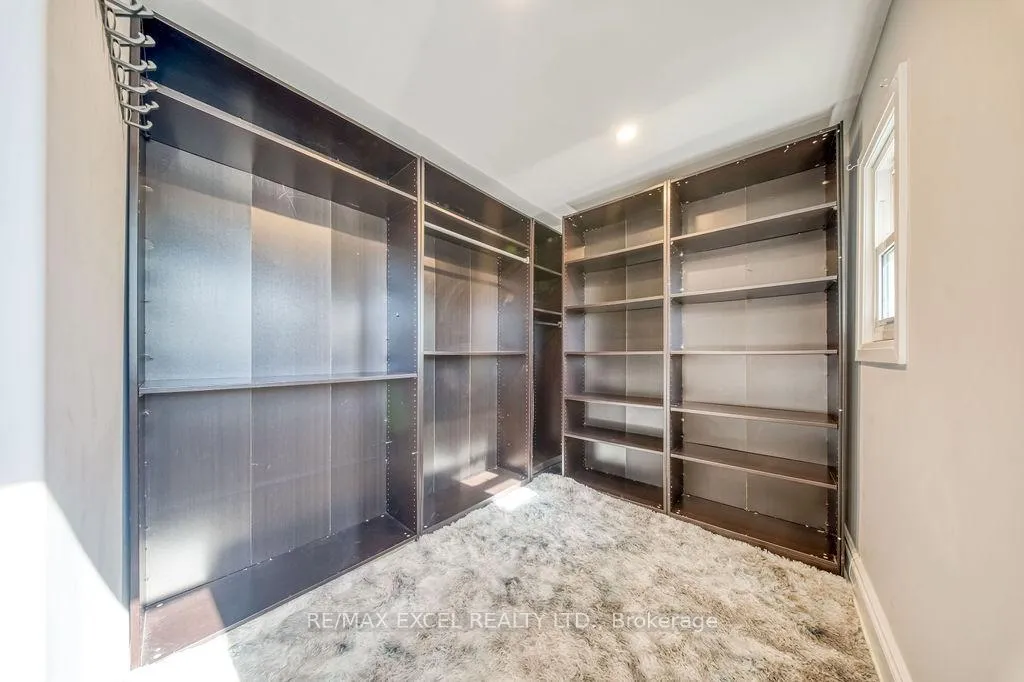 Photo 25 of 106 Upton Crescent, Markham, Milliken Mills West — HOMEH