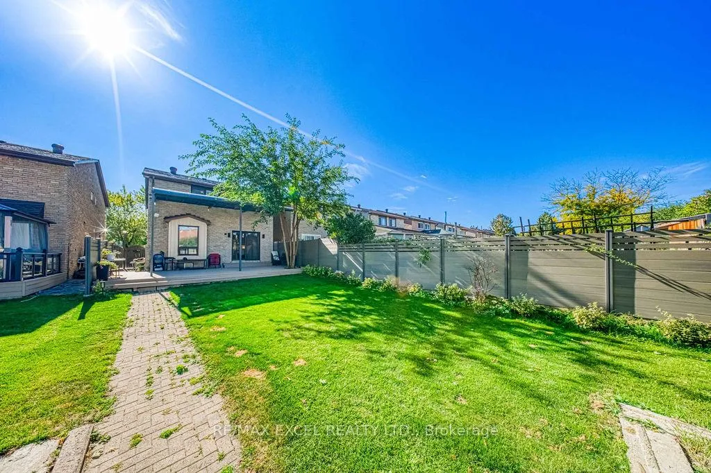 Photo 46 of 106 Upton Crescent, Markham, Milliken Mills West — HOMEH