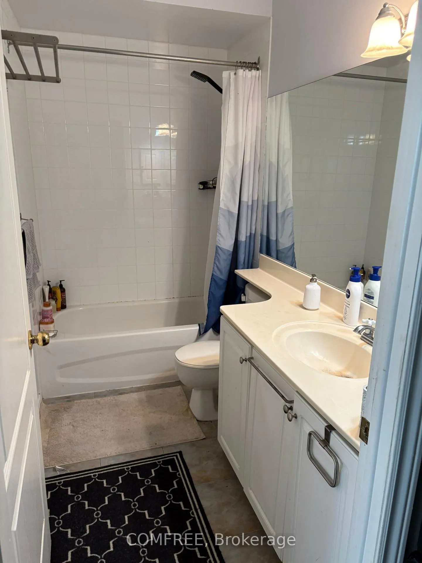 Photo 15 of Unit 807, 393 King Street W, Toronto, Waterfront Communities — HOMEH
