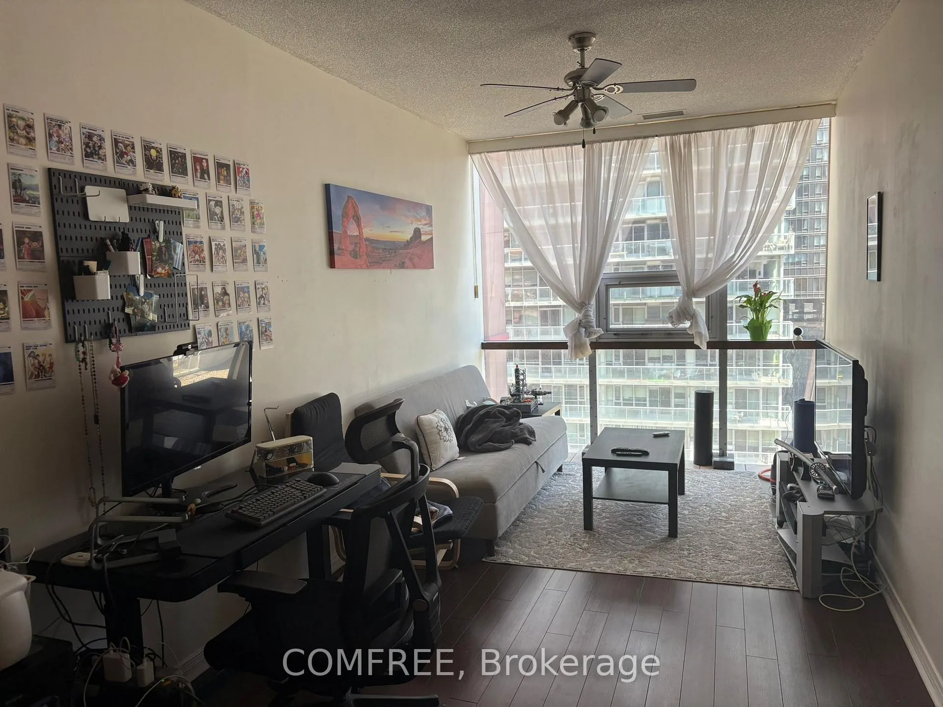 Photo 18 of Unit 807, 393 King Street W, Toronto, Waterfront Communities — HOMEH