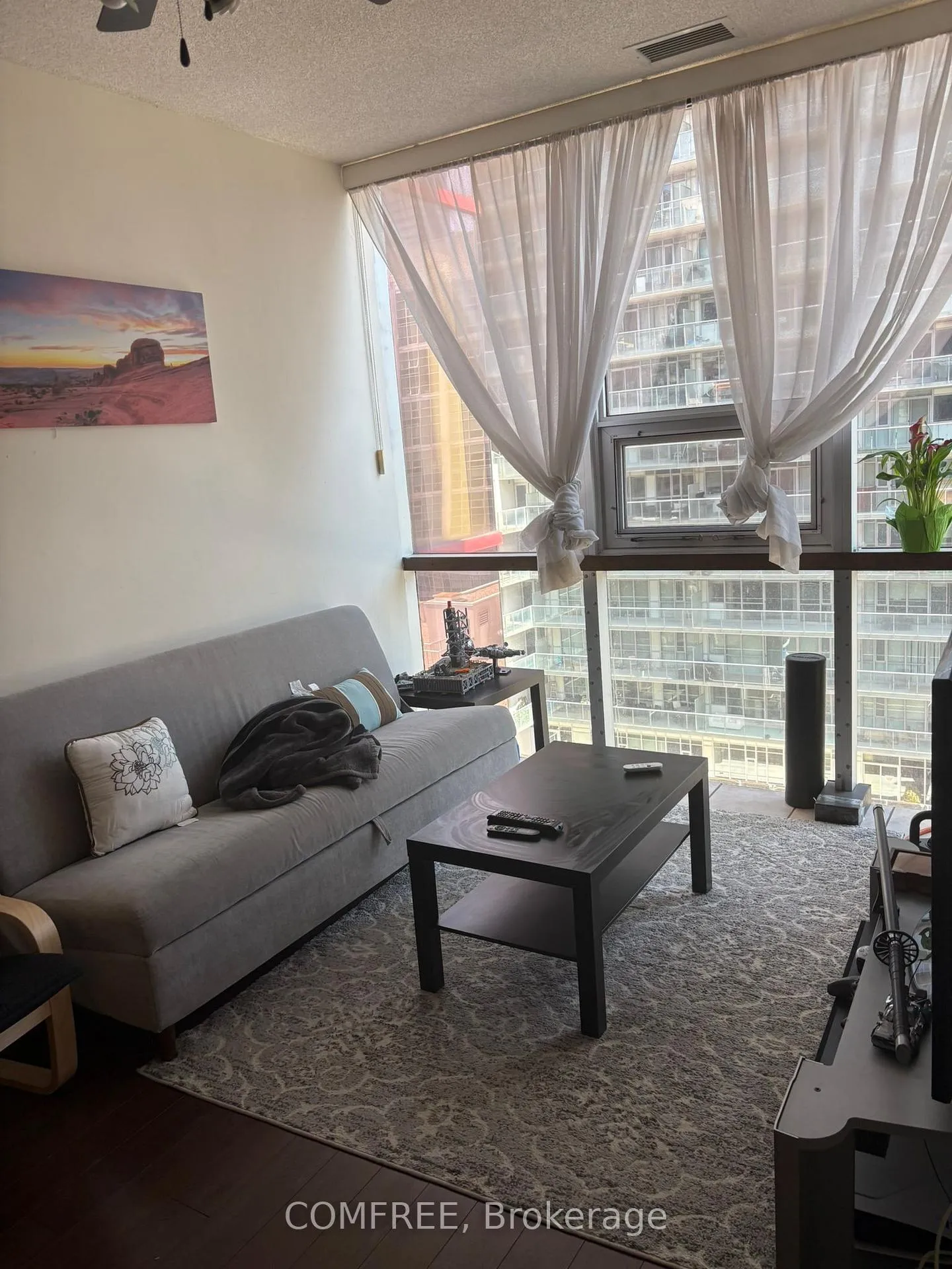 Photo 22 of Unit 807, 393 King Street W, Toronto, Waterfront Communities — HOMEH