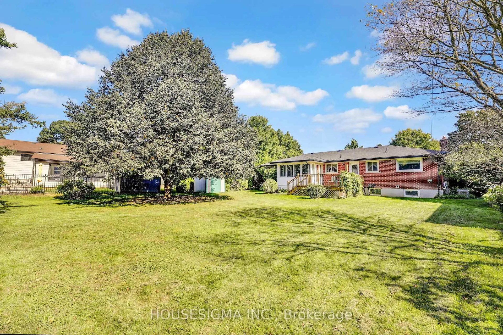 Photo 12 of 33 Ridgeway Avenue, Guelph, Pineridge/Westminster Woods — HOMEH