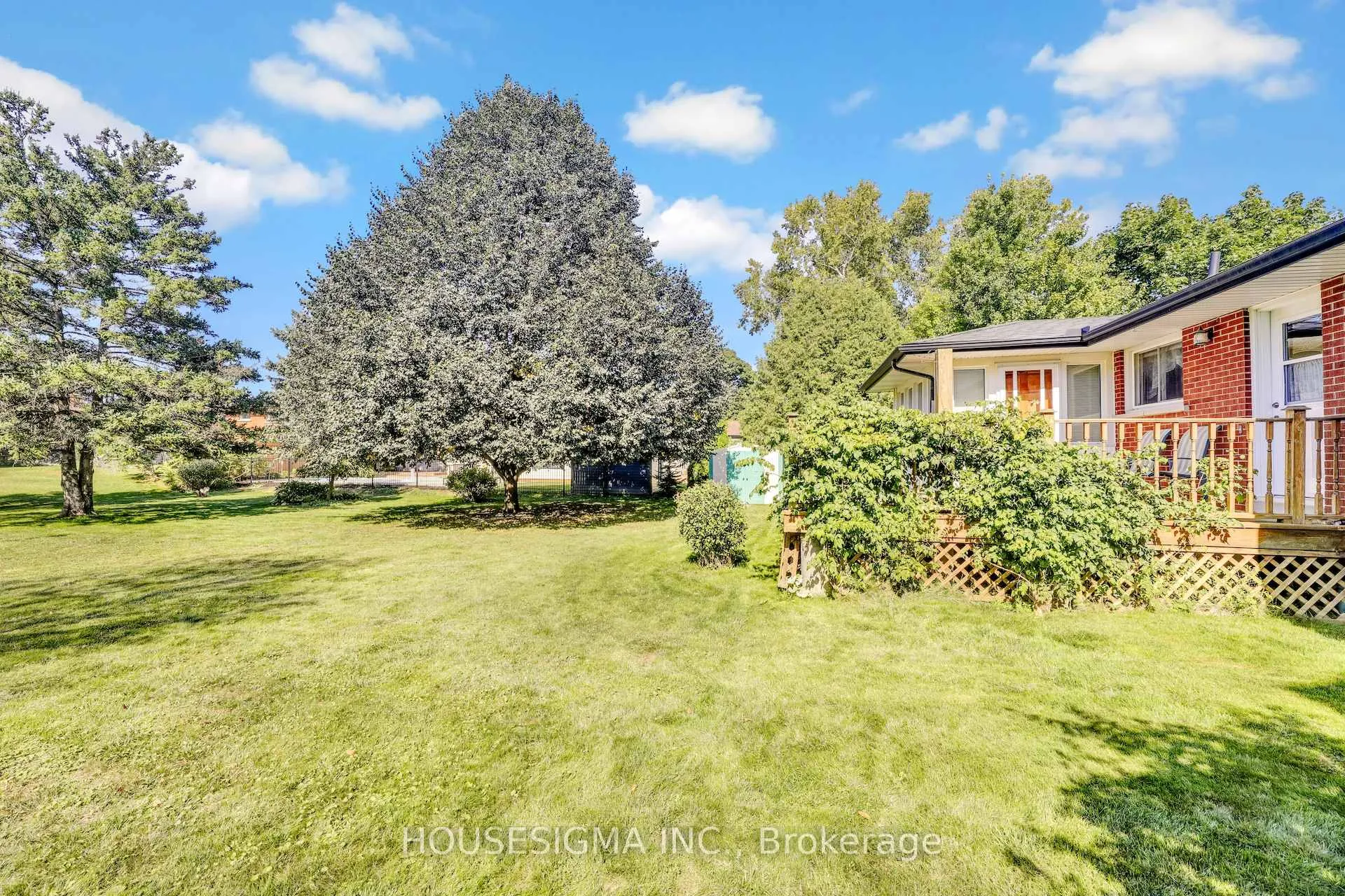 Photo 13 of 33 Ridgeway Avenue, Guelph, Pineridge/Westminster Woods — HOMEH