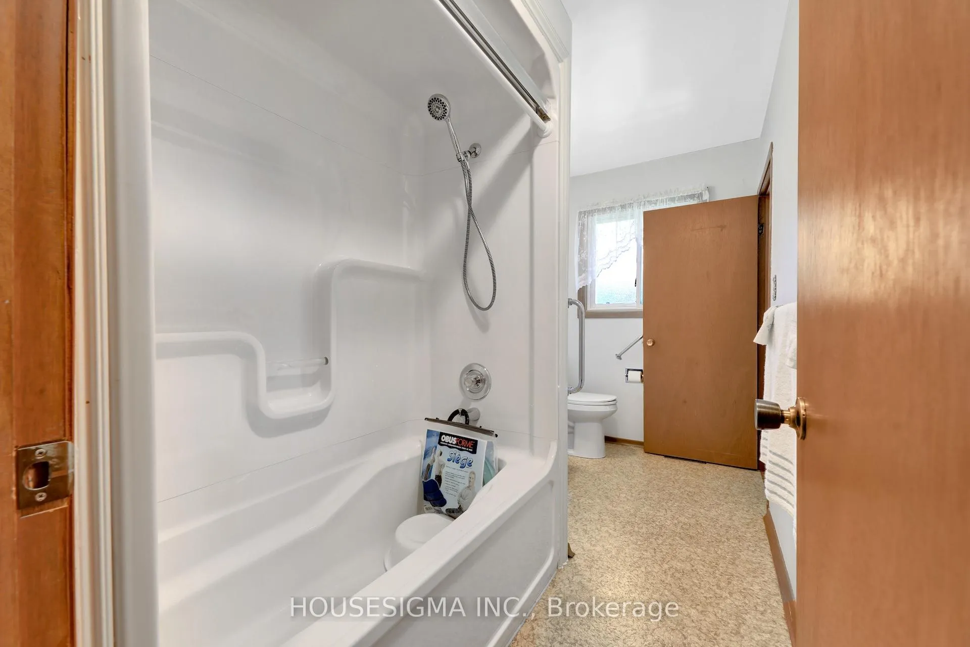 Photo 29 of 33 Ridgeway Avenue, Guelph, Pineridge/Westminster Woods — HOMEH