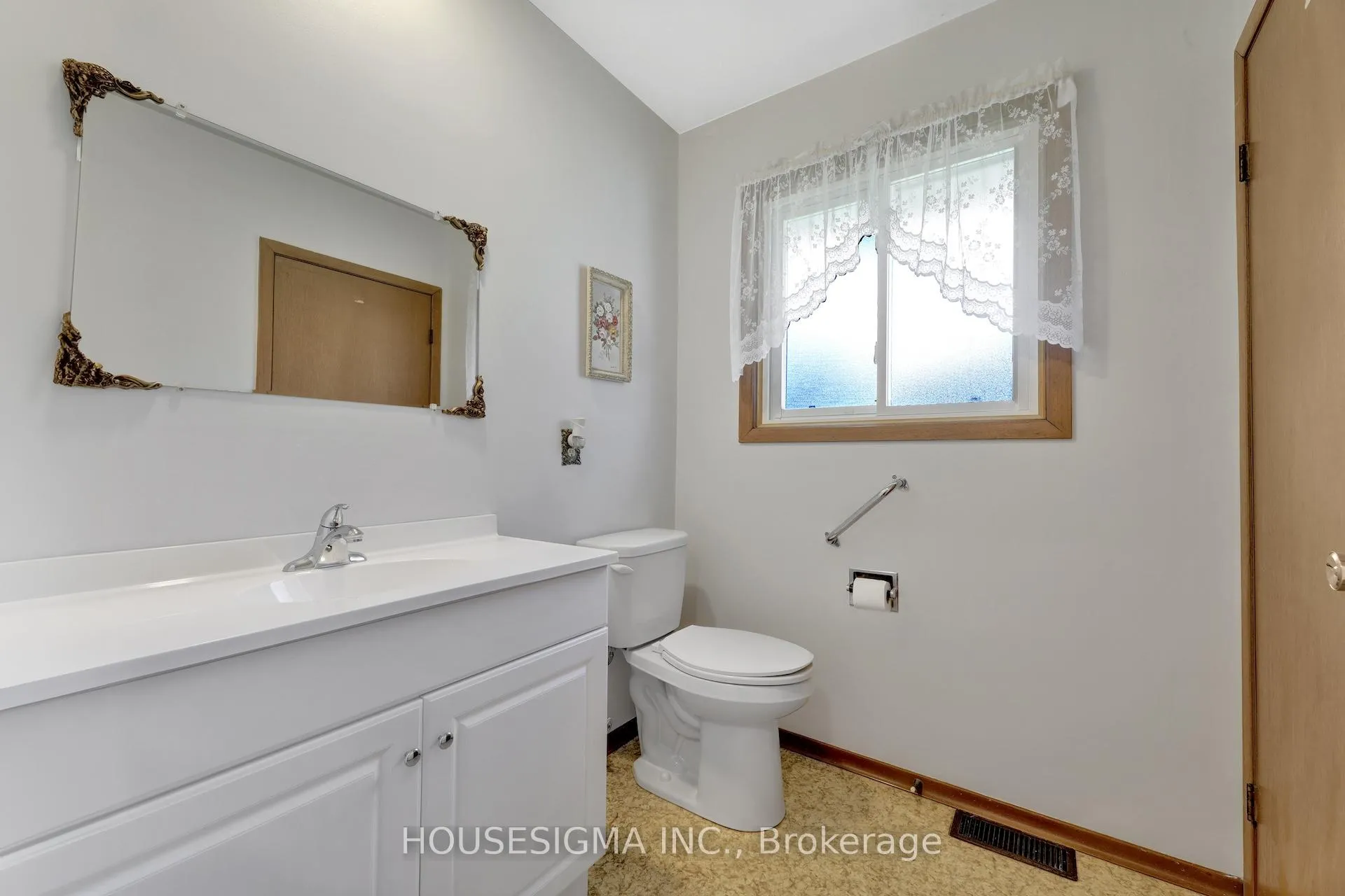 Photo 31 of 33 Ridgeway Avenue, Guelph, Pineridge/Westminster Woods — HOMEH