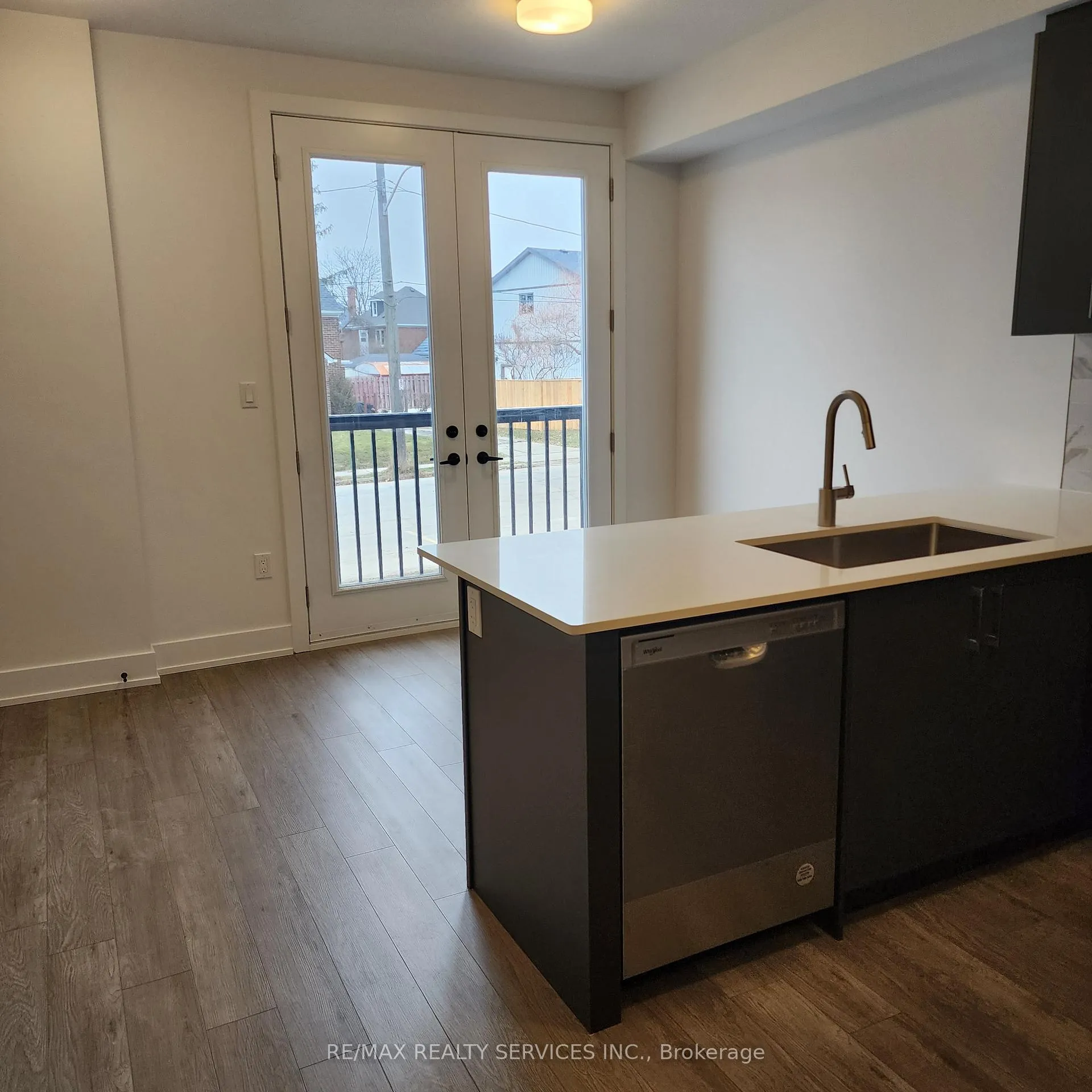 Photo 8 of Unit 33, 99 Roger Street, Waterloo, Uptown Waterloo — HOMEH