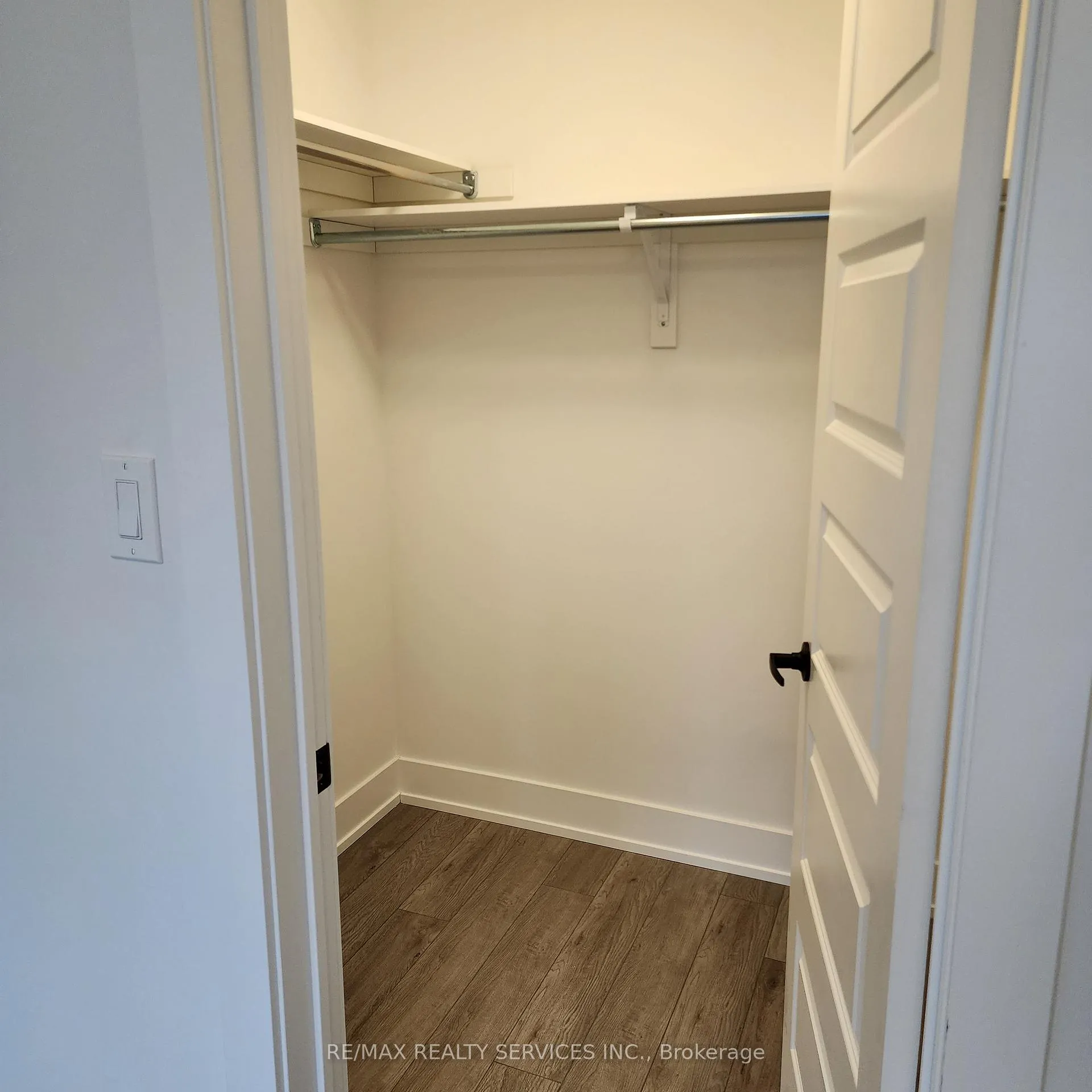 Photo 15 of Unit 33, 99 Roger Street, Waterloo, Uptown Waterloo — HOMEH