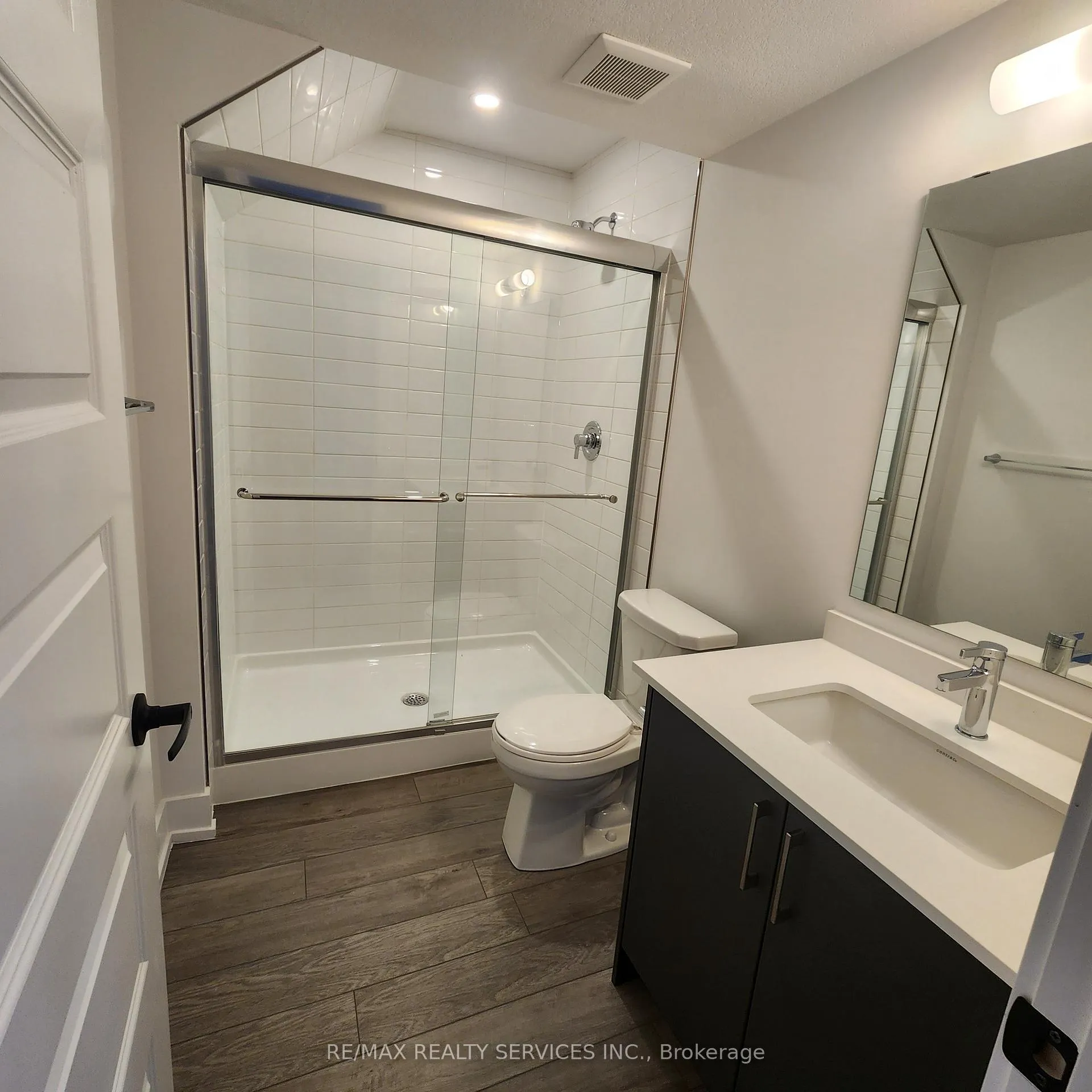 Photo 16 of Unit 33, 99 Roger Street, Waterloo, Uptown Waterloo — HOMEH