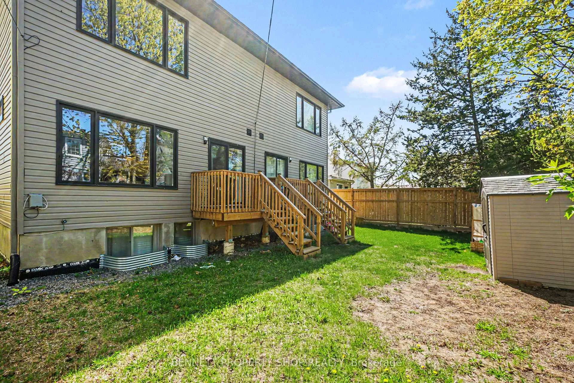 Photo 10 of 1225 Ridgemont Avenue, Ottawa, Ridgemont — HOMEH
