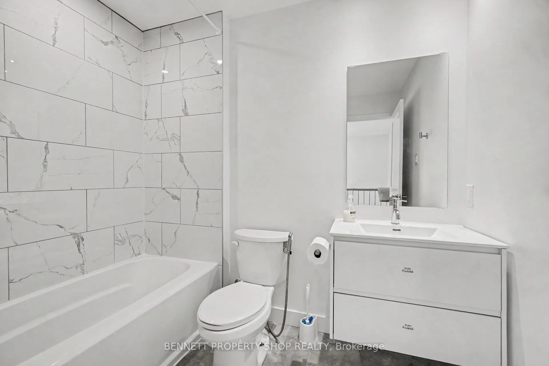 Photo 9 of 1227 Ridgemont Avenue, Ottawa, Ridgemont — HOMEH