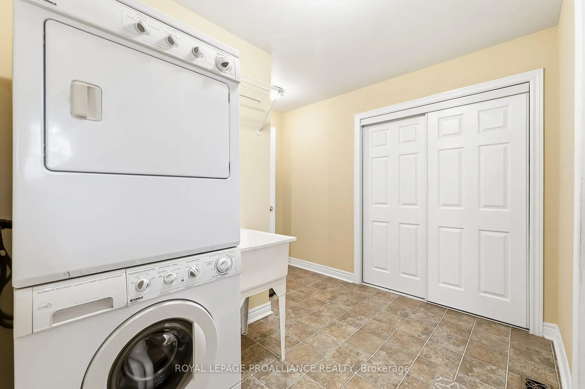 Photo 26 of 33 Lockwood Drive, Brighton — HOMEH