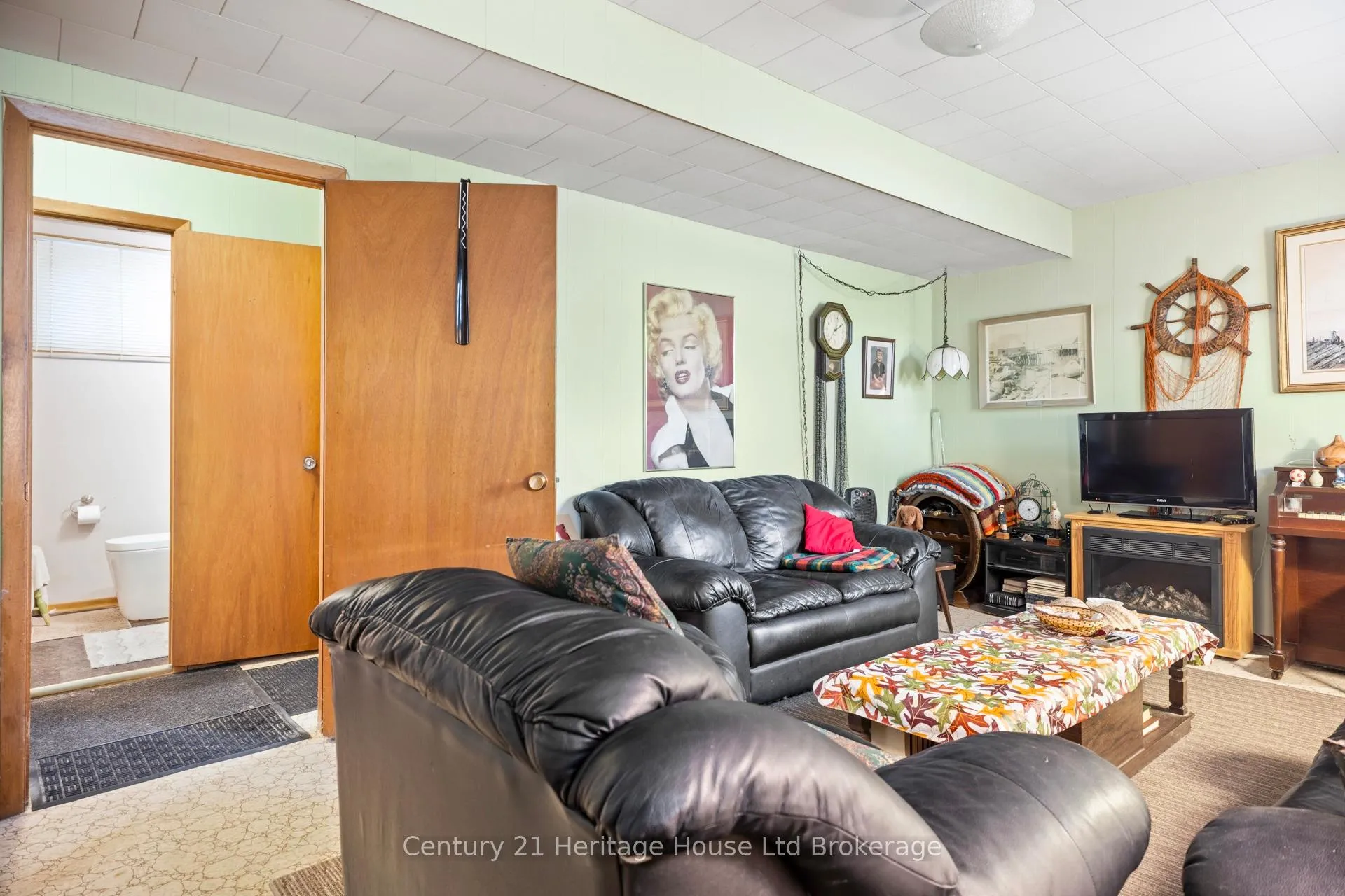 Photo 17 of 1152 Sorrel Street, London, East D — HOMEH