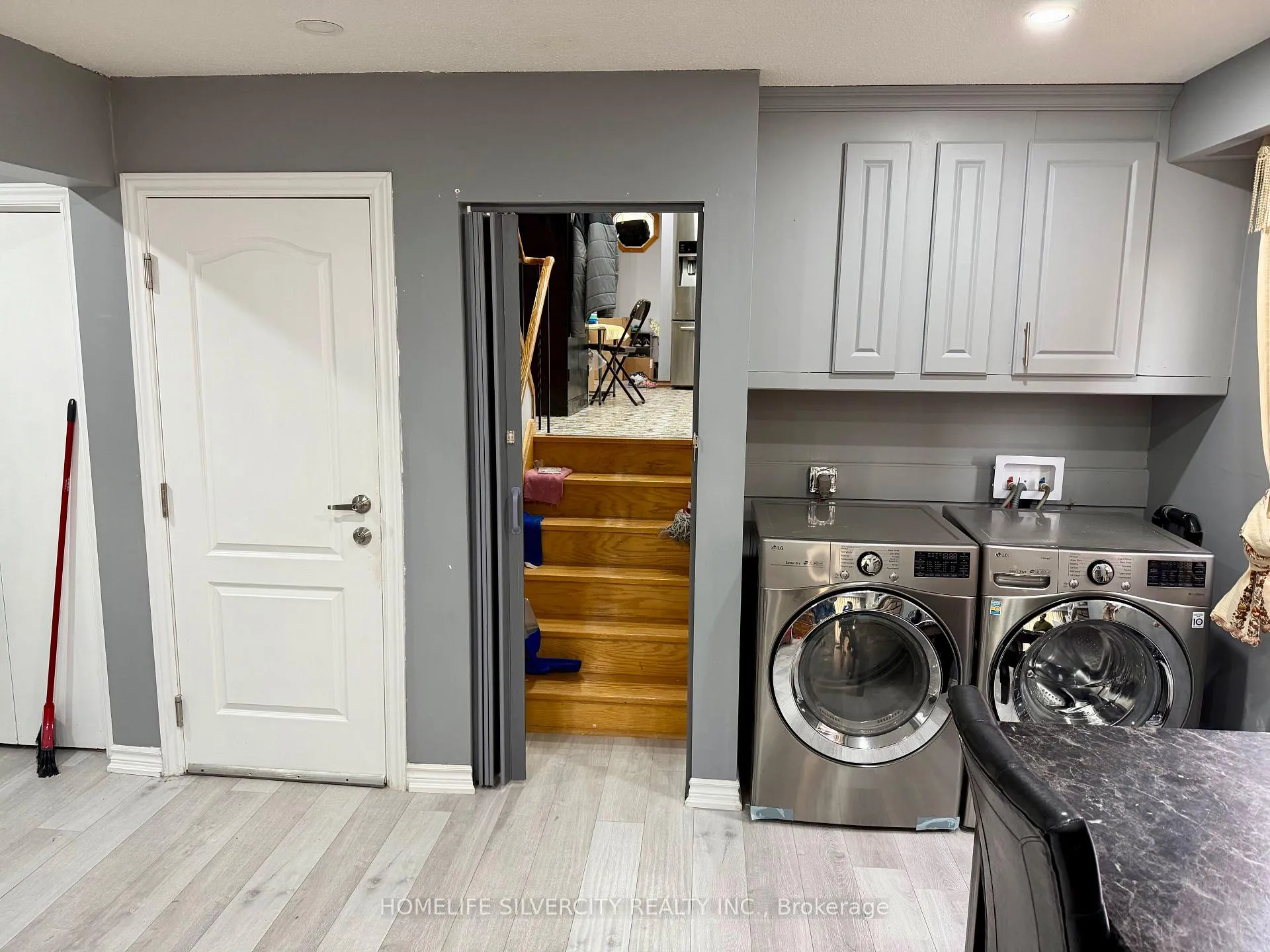 Photo 33 of 42 Royal Salisbury Way, Brampton, Madoc — HOMEH