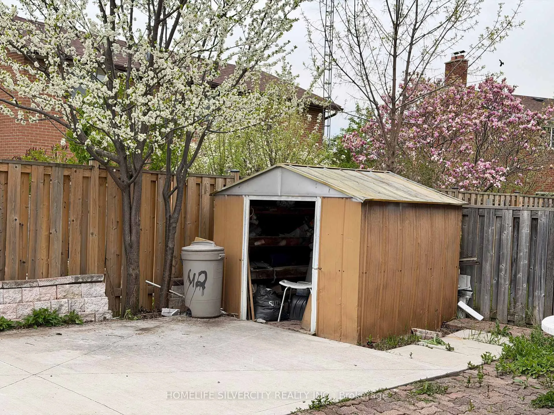 Photo 39 of 42 Royal Salisbury Way, Brampton, Madoc — HOMEH