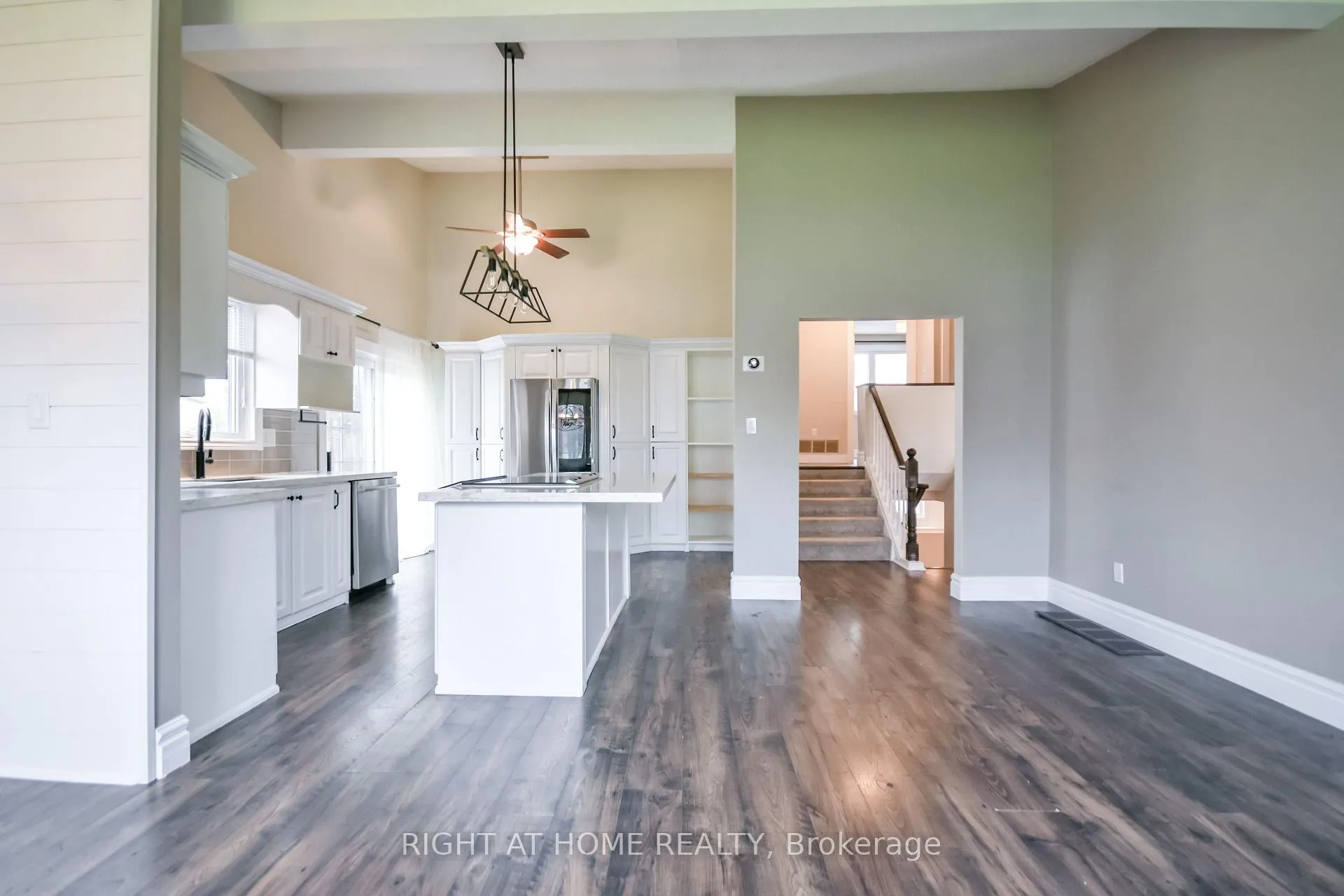 Photo 10 of 99 Oren Boulevard, Barrie, Sunnidale — HOMEH