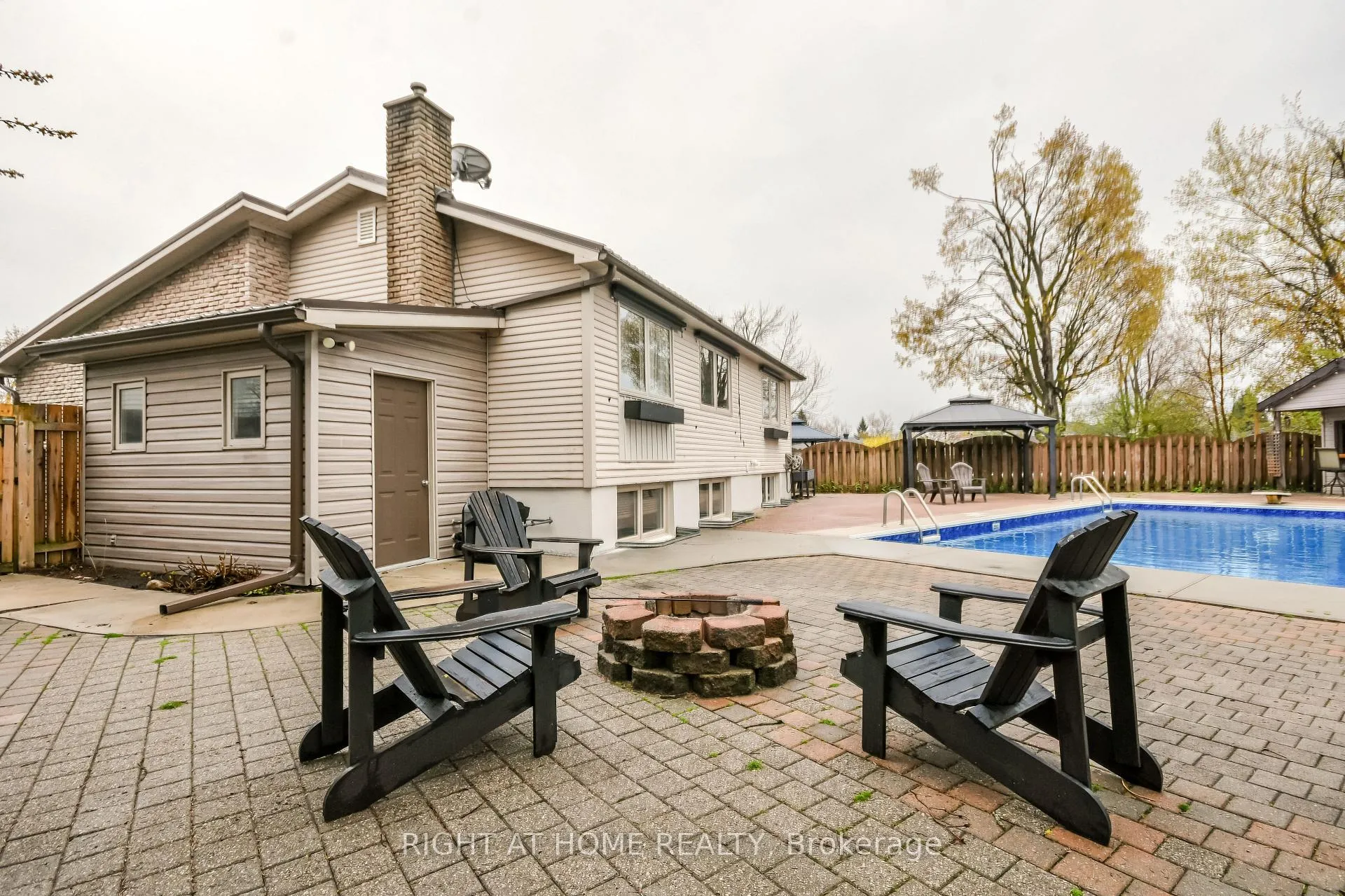 Photo 39 of 99 Oren Boulevard, Barrie, Sunnidale — HOMEH
