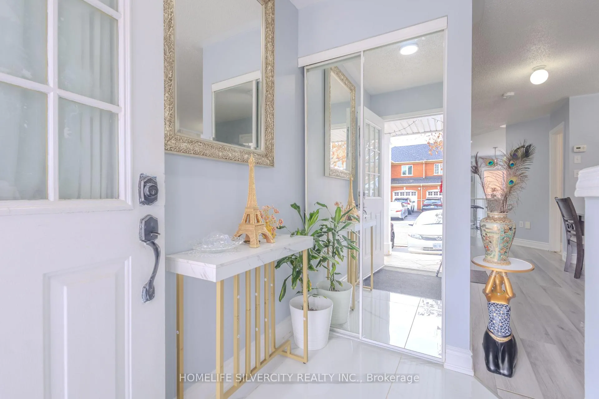 Photo 2 of 57 Saintsbury Crescent, Brampton, Sandringham-Wellington — HOMEH