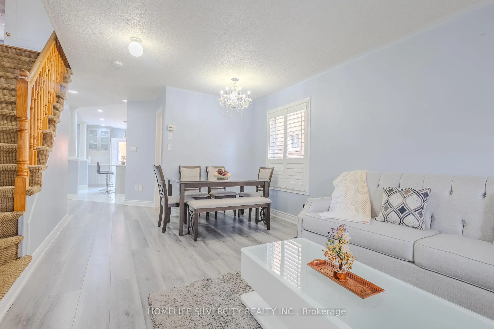 Photo 3 of 57 Saintsbury Crescent, Brampton, Sandringham-Wellington — HOMEH