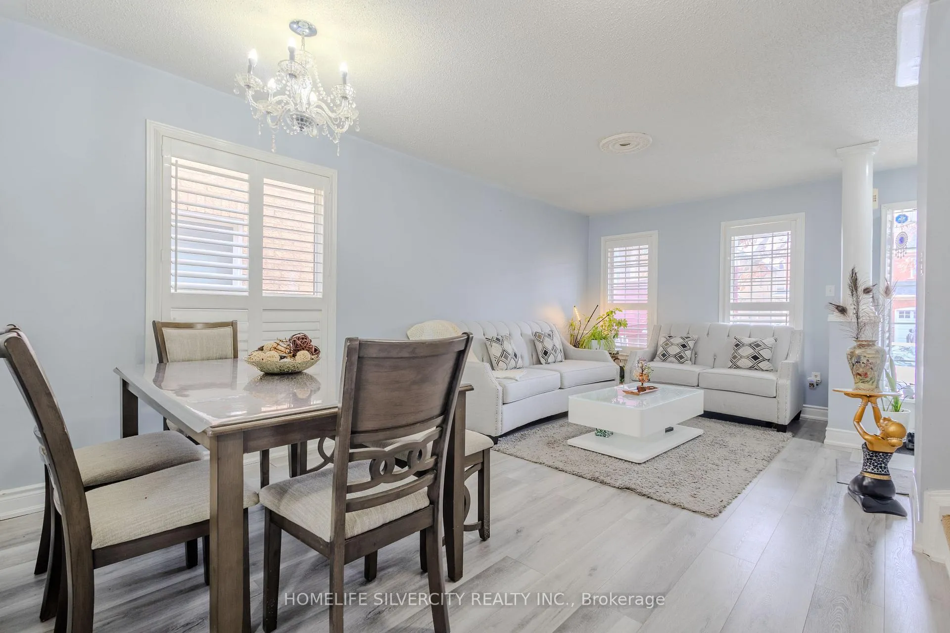 Photo 5 of 57 Saintsbury Crescent, Brampton, Sandringham-Wellington — HOMEH