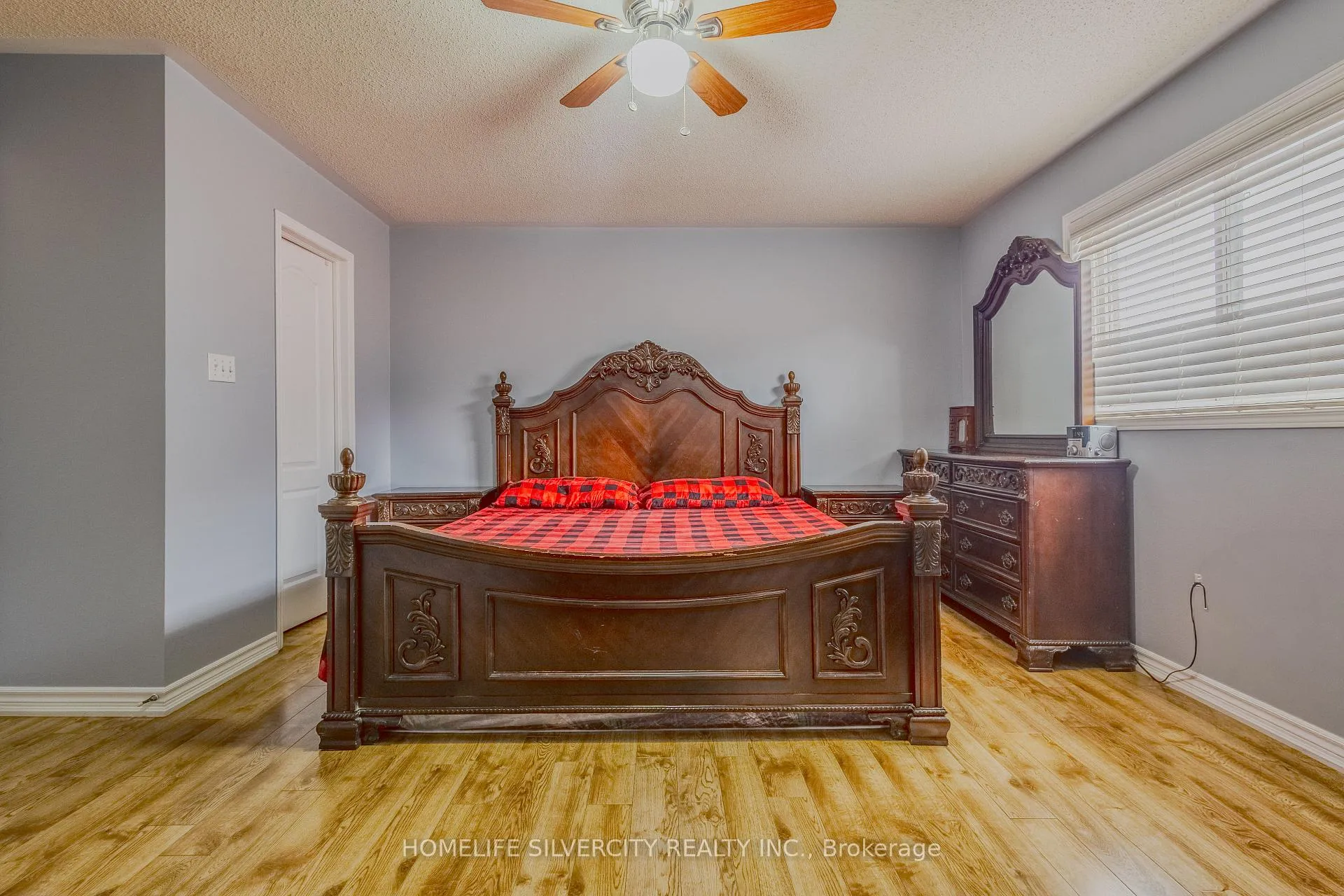 Photo 16 of 57 Saintsbury Crescent, Brampton, Sandringham-Wellington — HOMEH