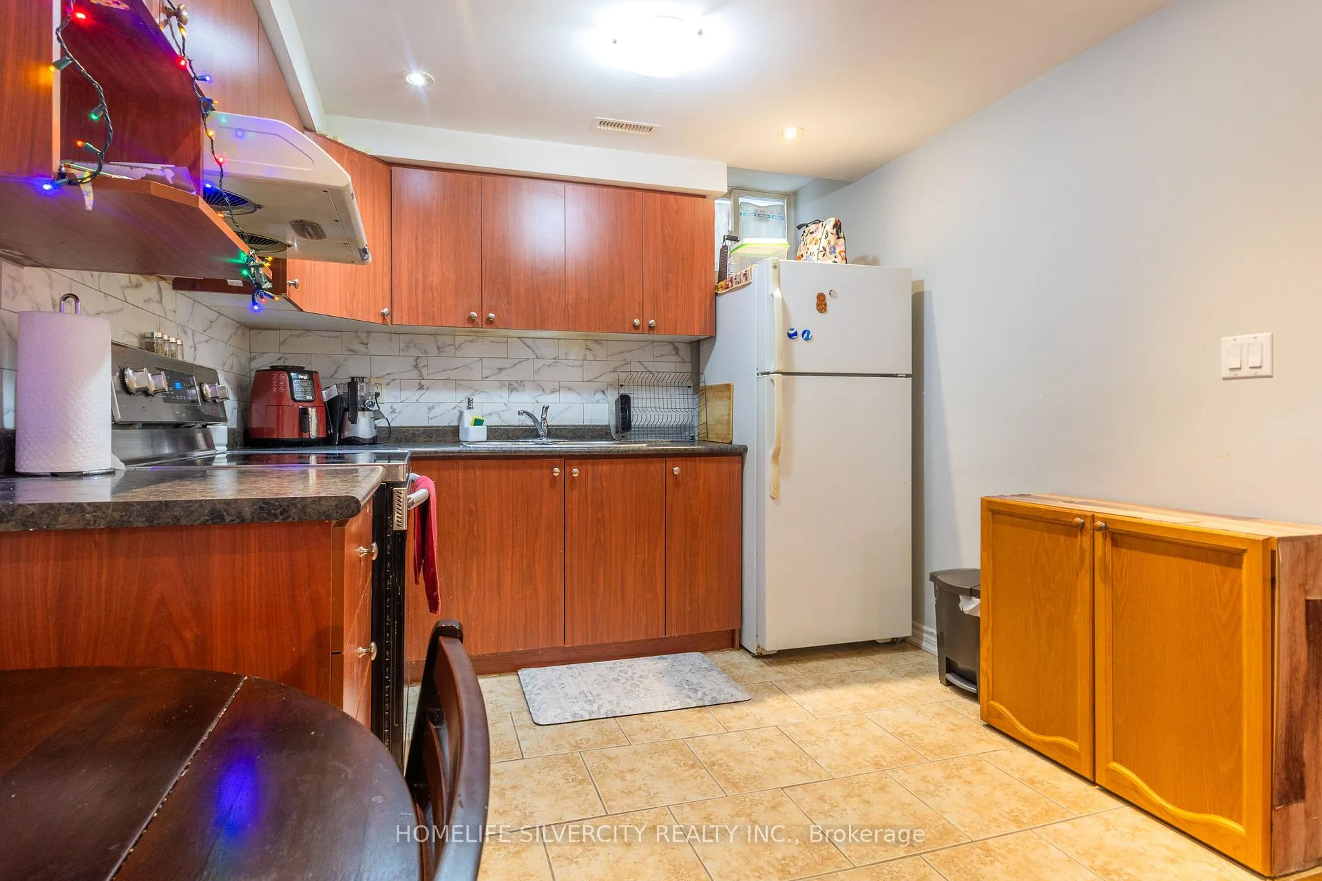 Photo 28 of 57 Saintsbury Crescent, Brampton, Sandringham-Wellington — HOMEH