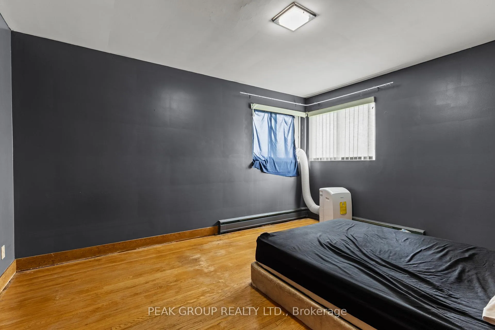 Photo 7 of 73 Riverview Boulevard, St. Catharines, Glendale/Glenridge — HOMEH