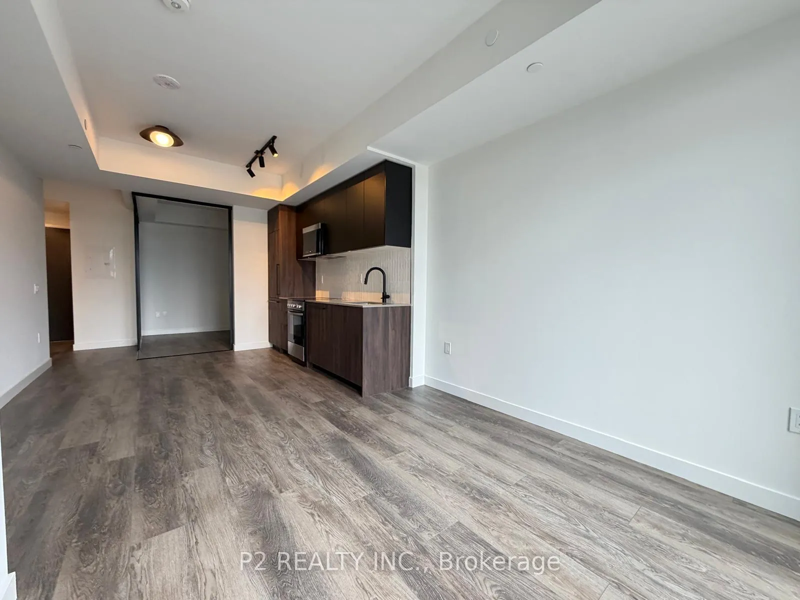 Photo 2 of Unit 512, 1635 Military Trail, Scarborough, Centennial Scarborough — HOMEH