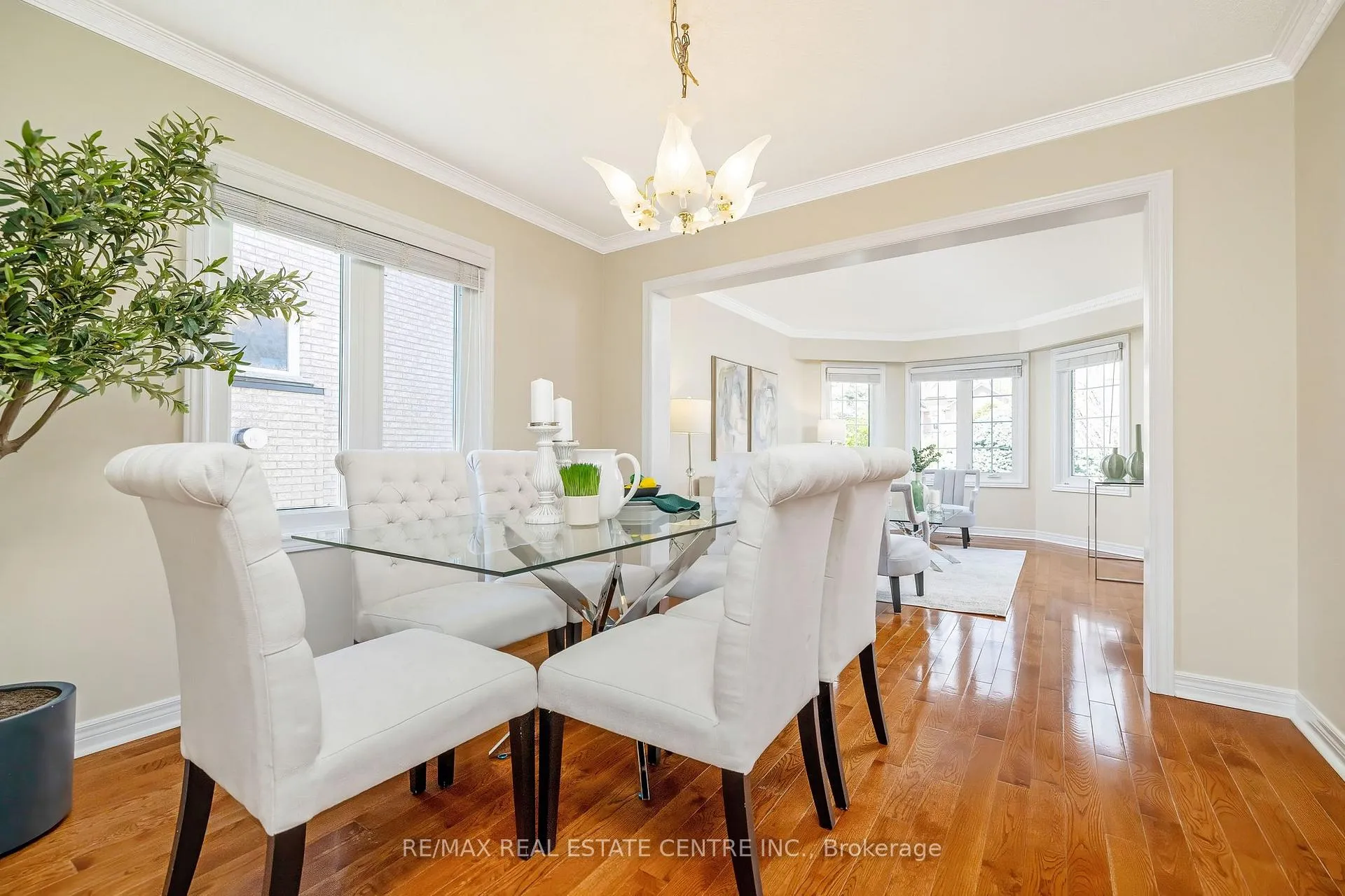 Photo 8 of 48 Samuel Crescent, Halton Hills, Georgetown — HOMEH