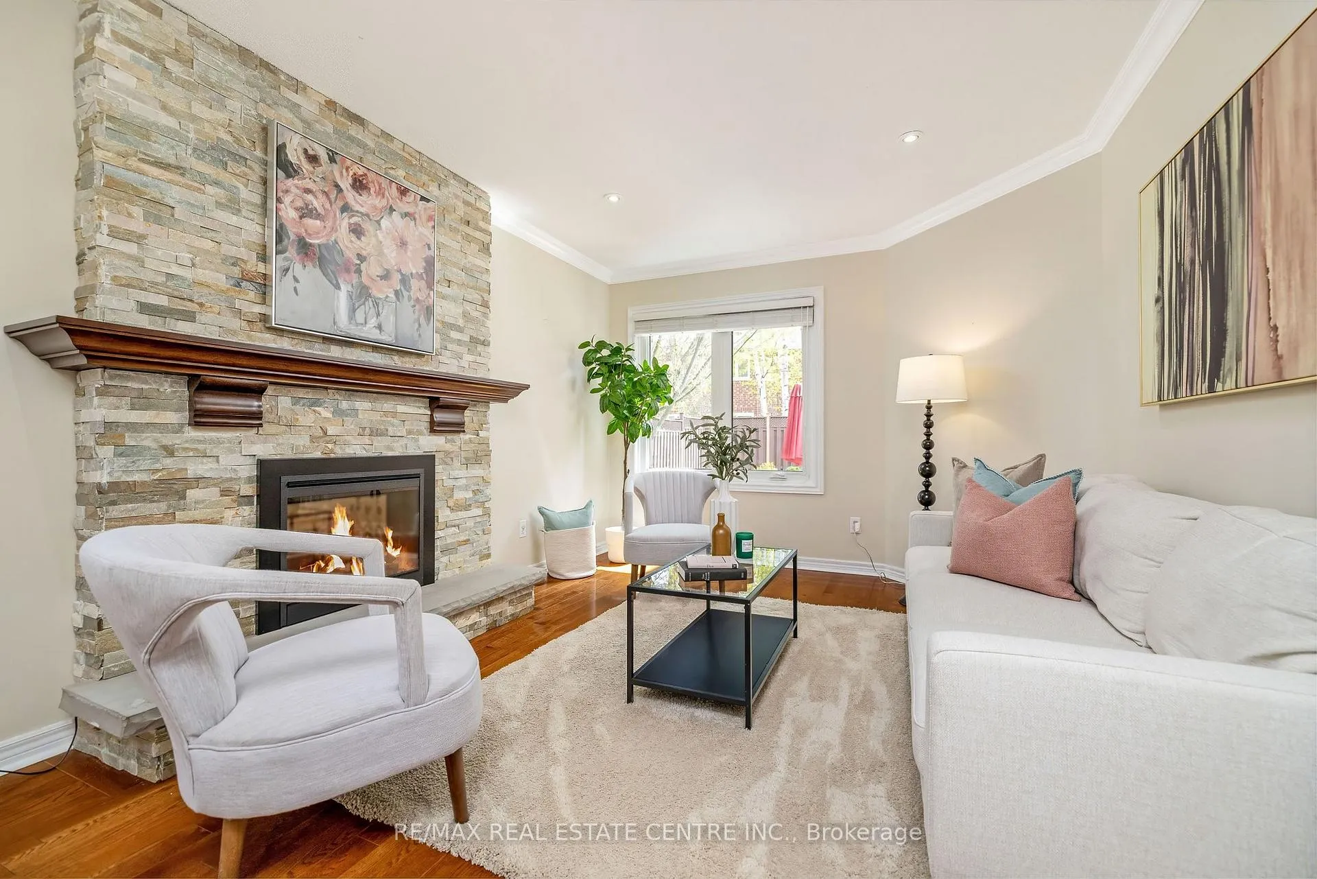 Photo 16 of 48 Samuel Crescent, Halton Hills, Georgetown — HOMEH
