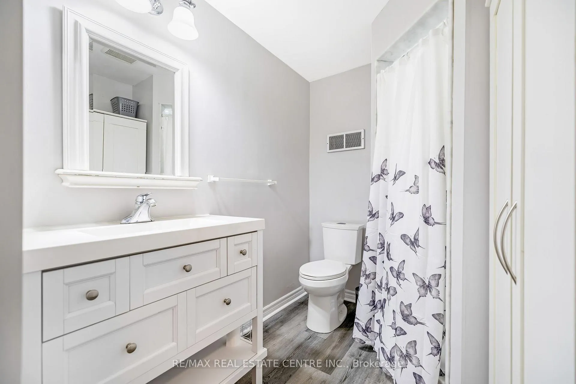 Photo 35 of 48 Samuel Crescent, Halton Hills, Georgetown — HOMEH
