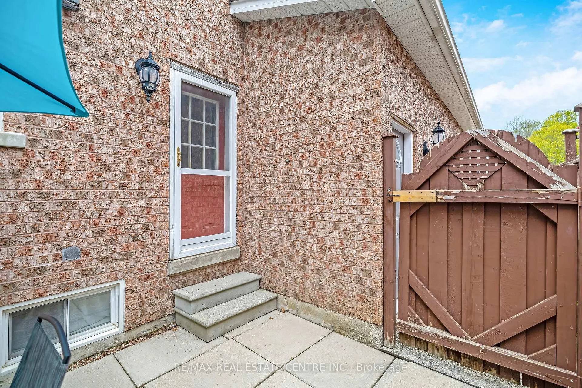 Photo 38 of 48 Samuel Crescent, Halton Hills, Georgetown — HOMEH