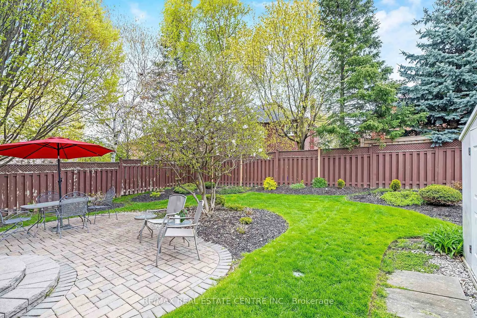 Photo 42 of 48 Samuel Crescent, Halton Hills, Georgetown — HOMEH