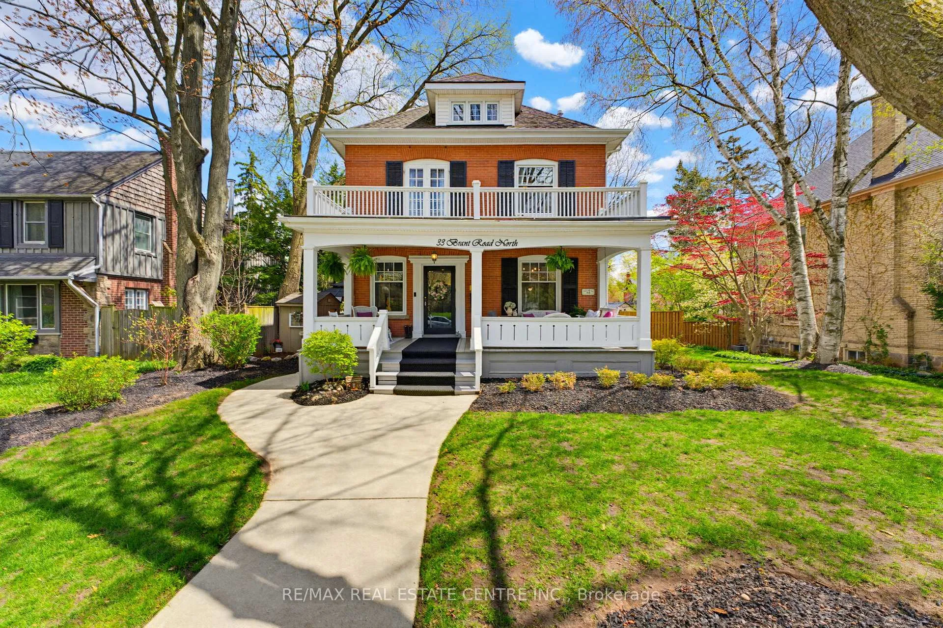 Photo 1 of 33 Brant Road N, Cambridge — HOMEH