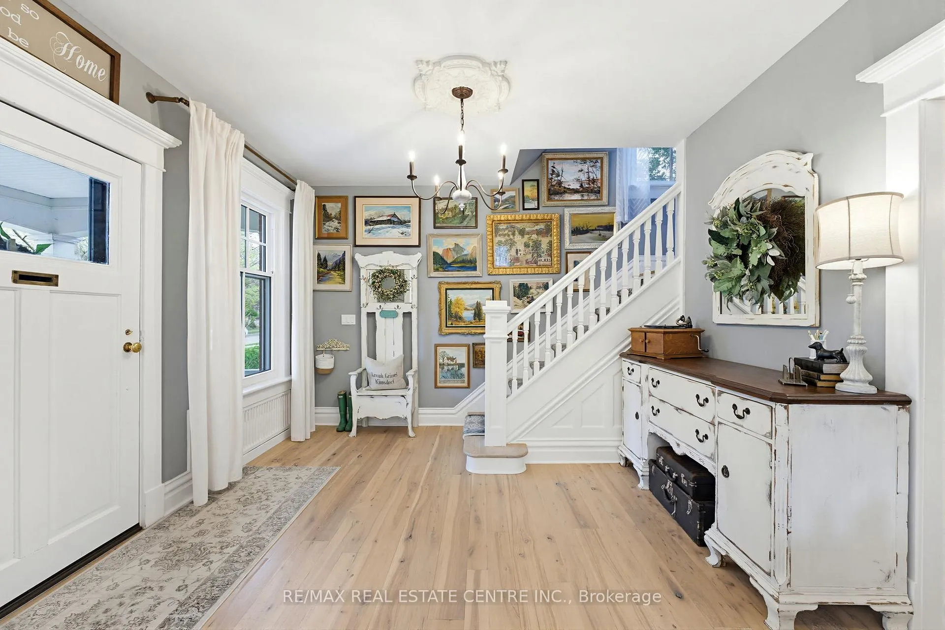Photo 8 of 33 Brant Road N, Cambridge — HOMEH