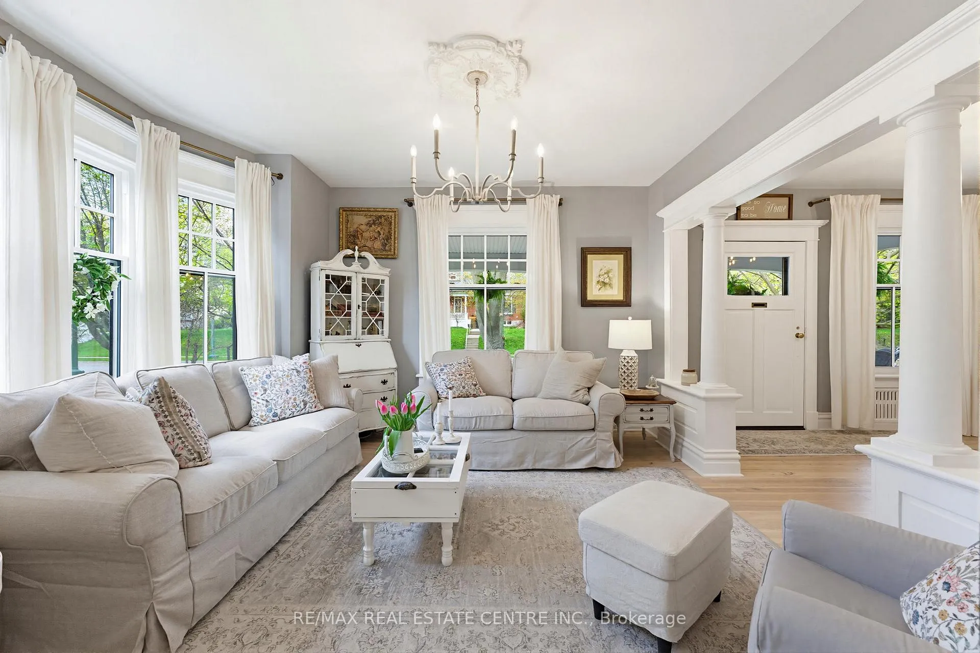 Photo 11 of 33 Brant Road N, Cambridge — HOMEH