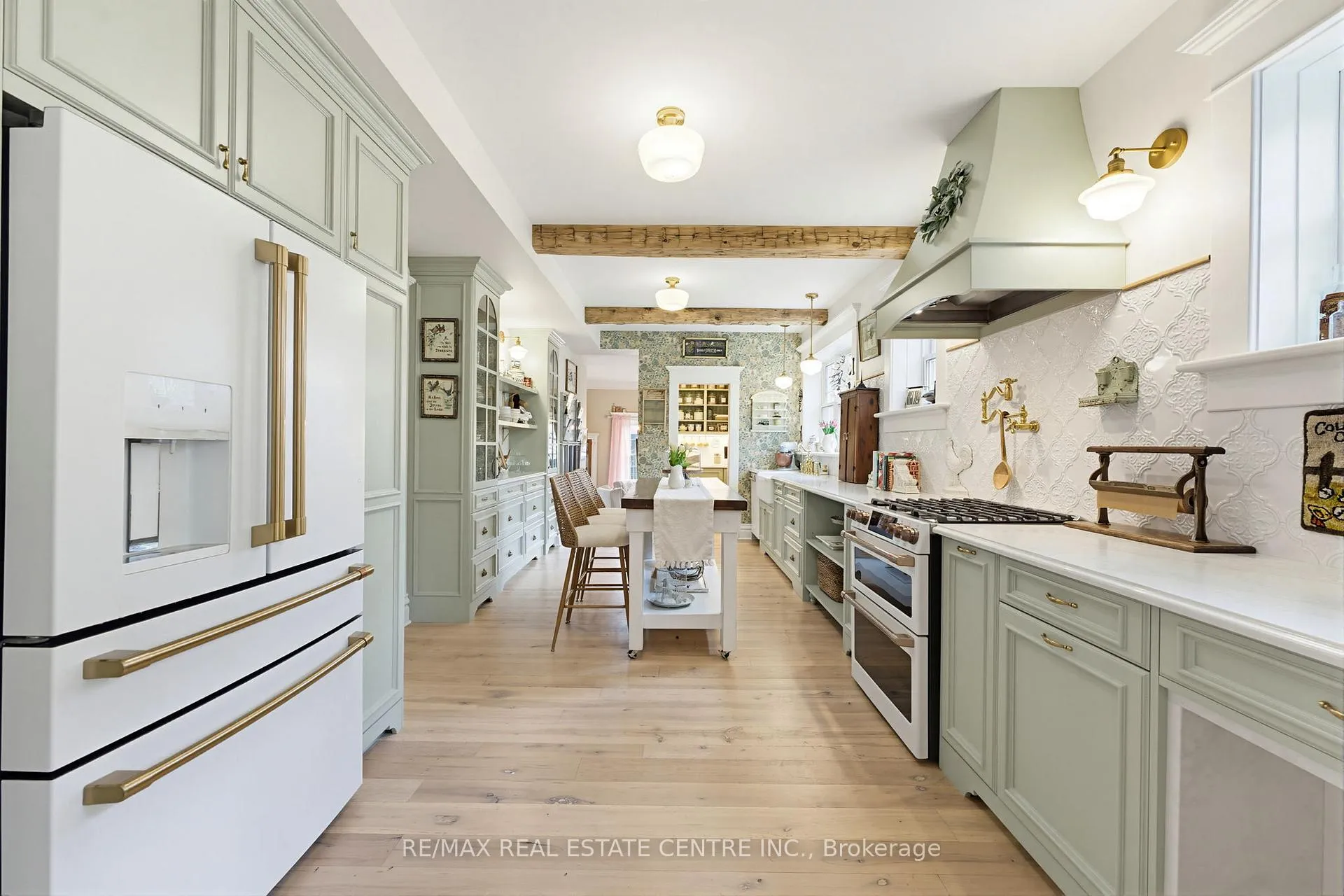 Photo 12 of 33 Brant Road N, Cambridge — HOMEH