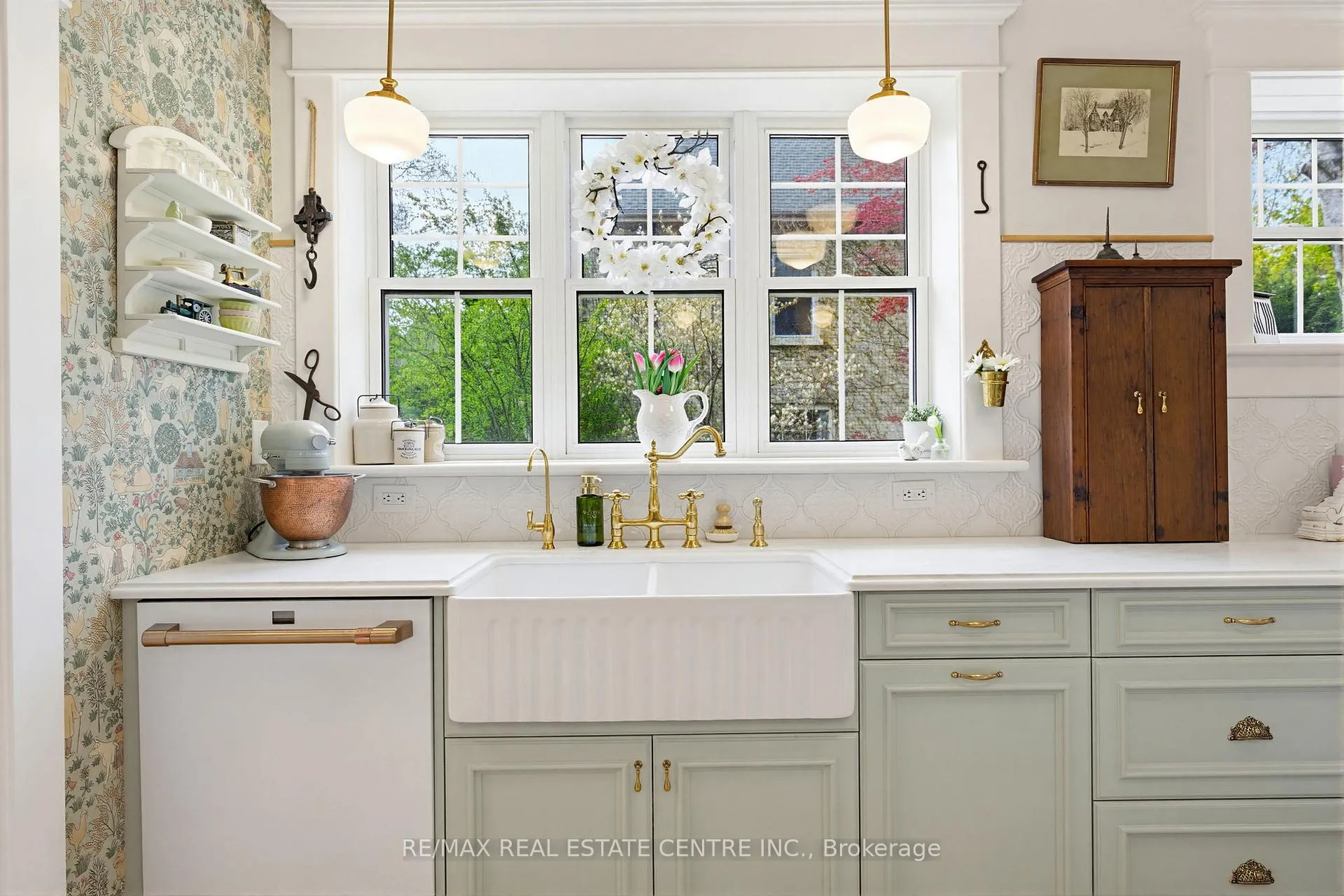 Photo 14 of 33 Brant Road N, Cambridge — HOMEH