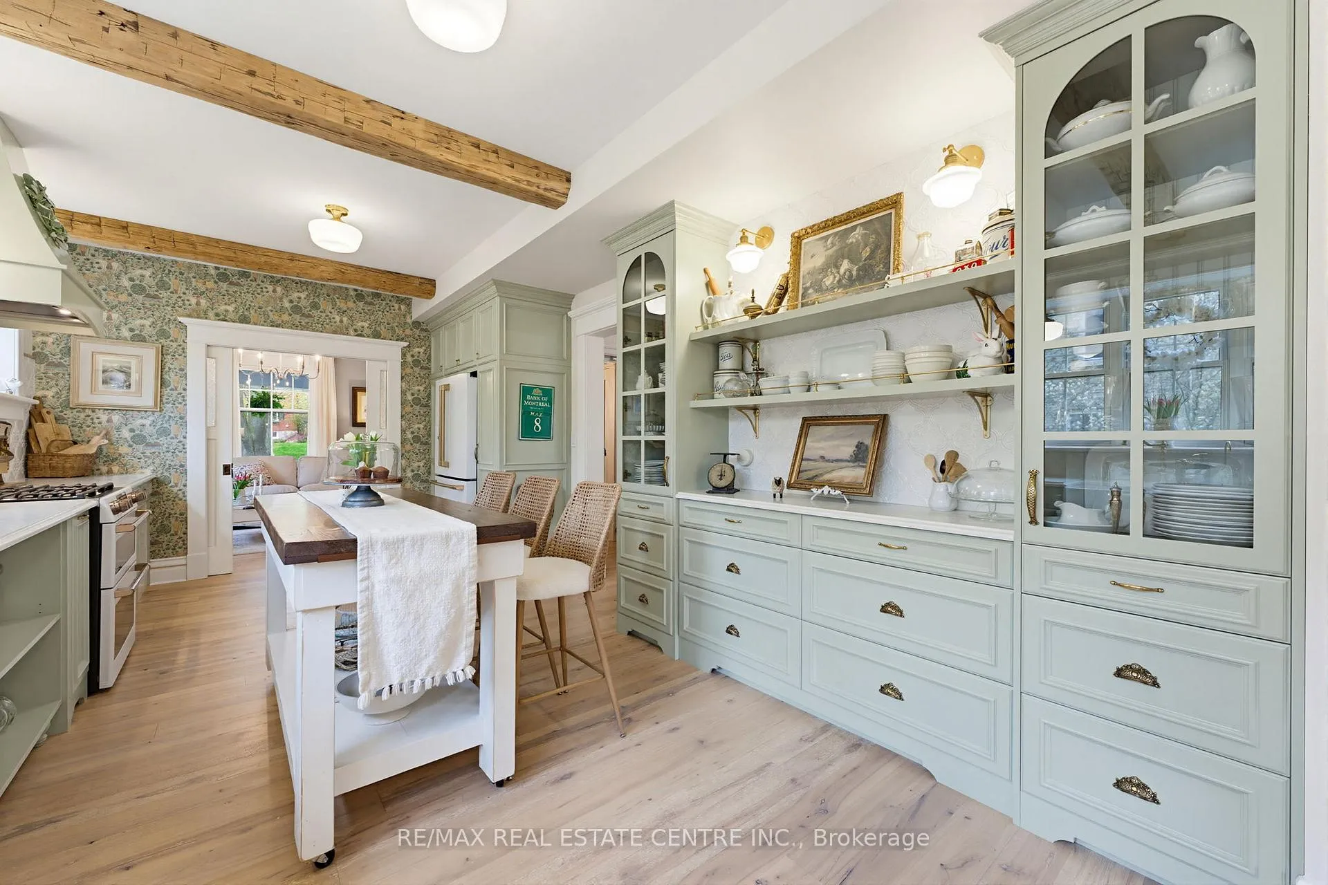 Photo 16 of 33 Brant Road N, Cambridge — HOMEH