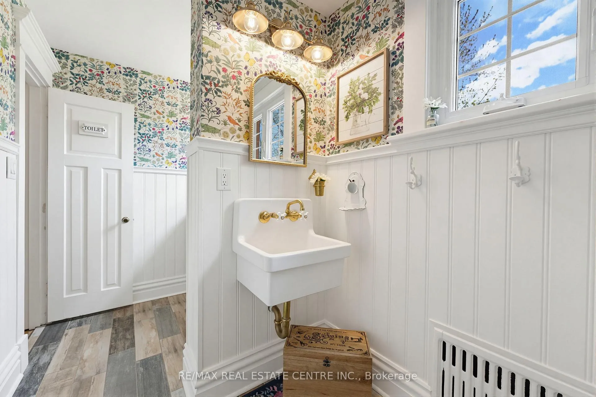 Photo 29 of 33 Brant Road N, Cambridge — HOMEH