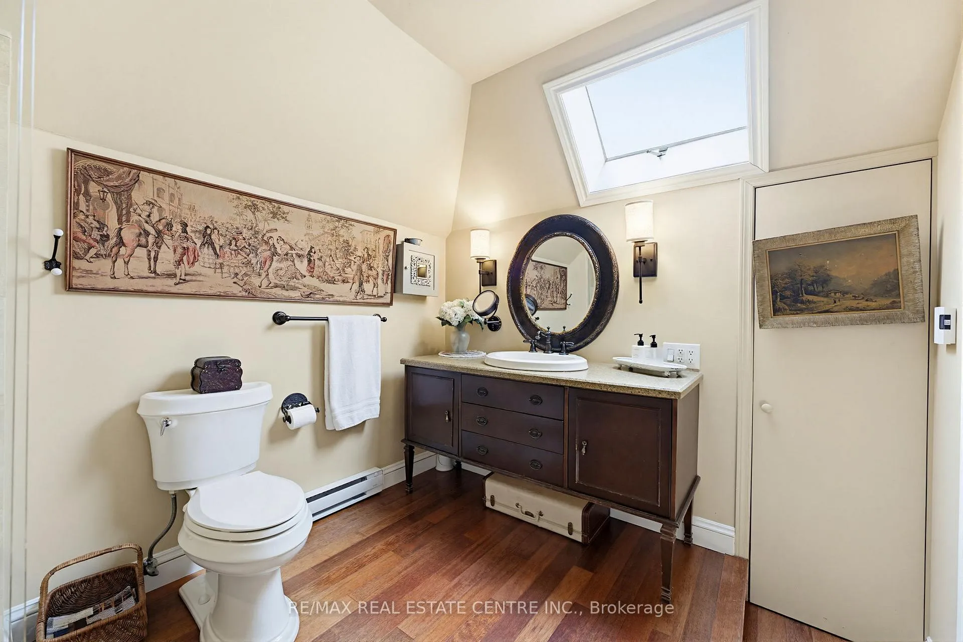 Photo 33 of 33 Brant Road N, Cambridge — HOMEH